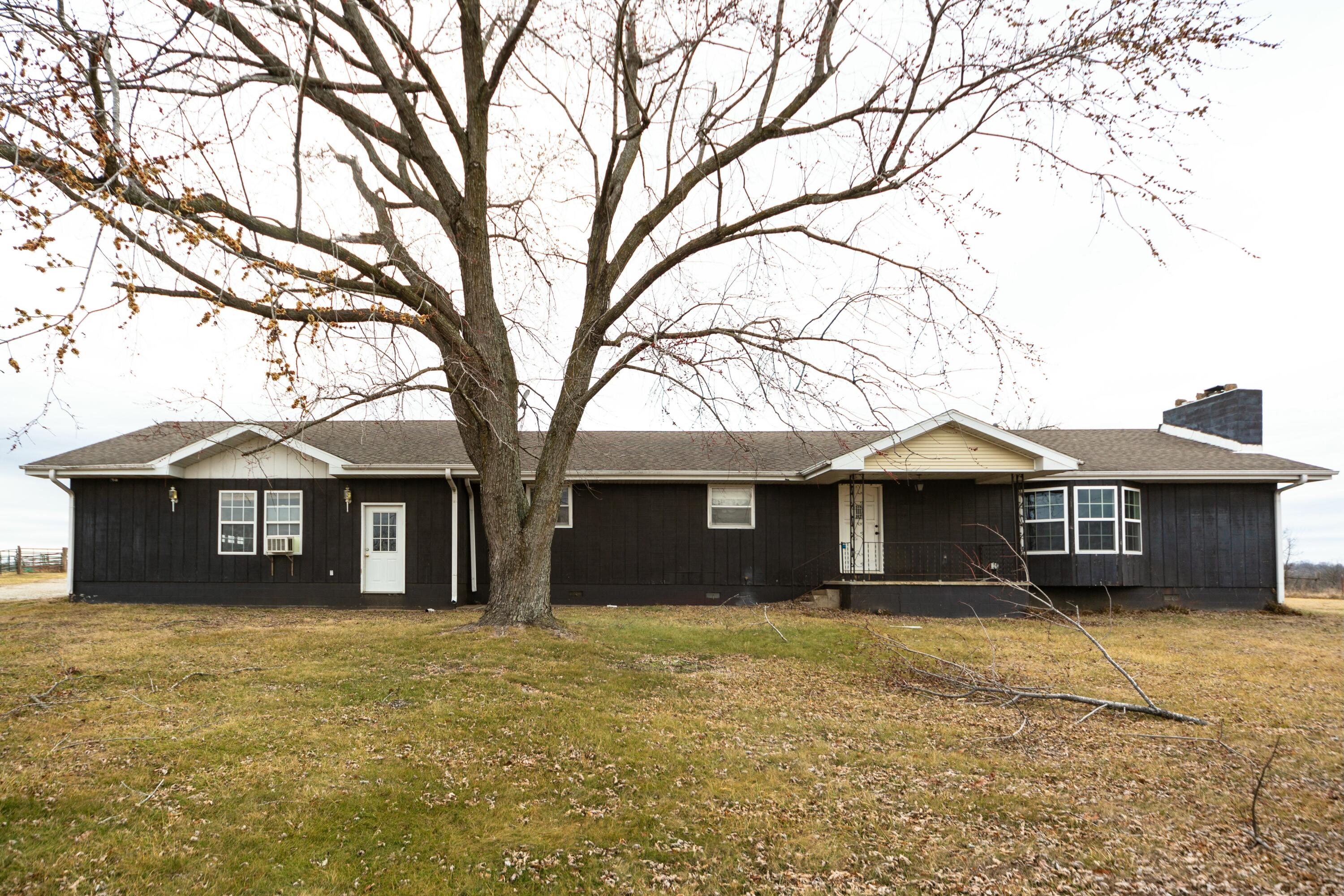 3883 Highway O Property Photo 1