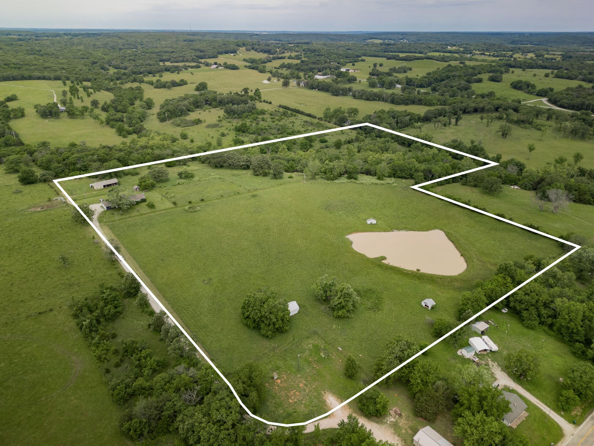 3883 Highway O Property Photo 2