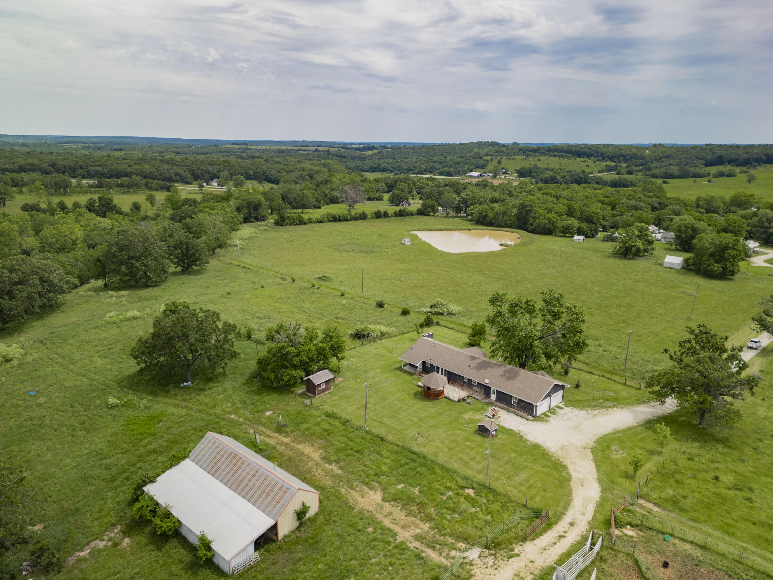 3883 Highway O Property Photo 3