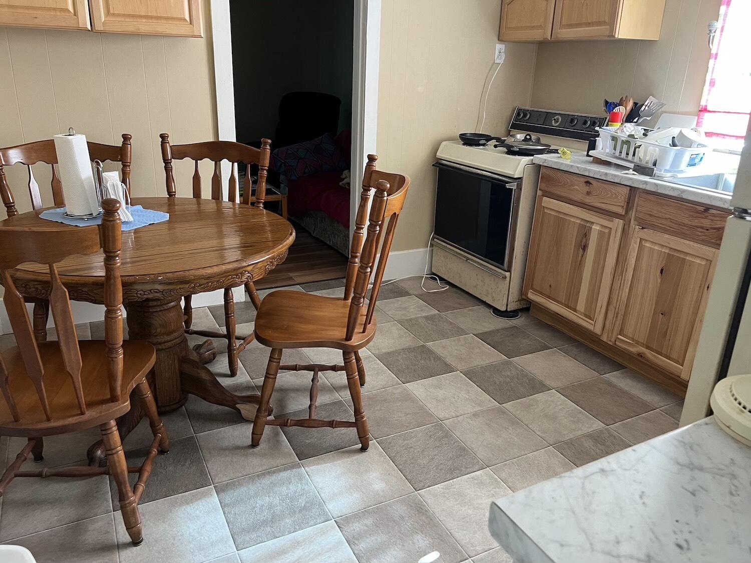 675 Walker Avenue Property Photo 4