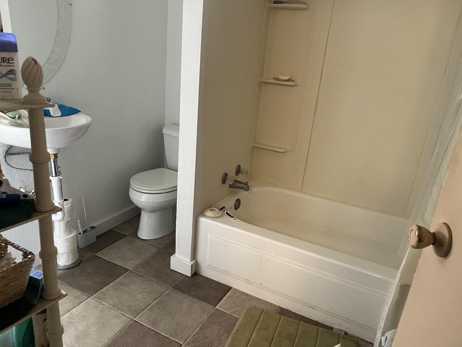 675 Walker Avenue Property Photo 7