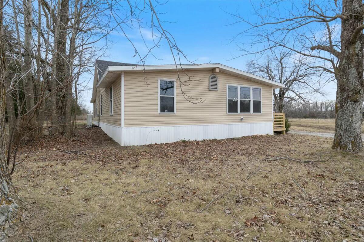 2845 U.s Hwy 65 Property Photo 2