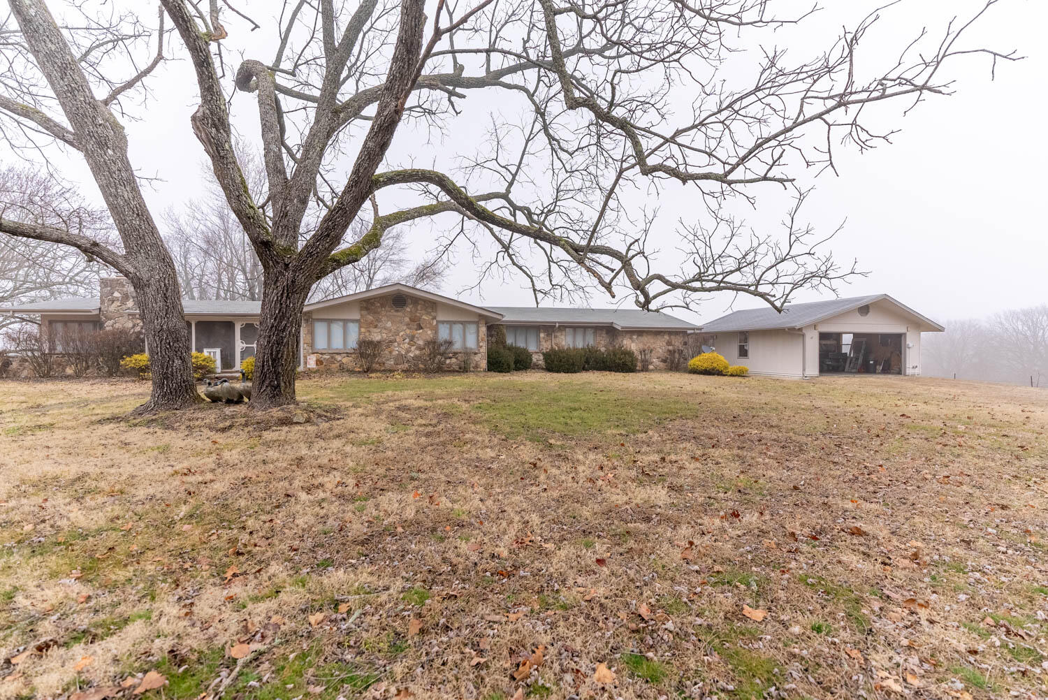14125 State Route E Property Photo 3