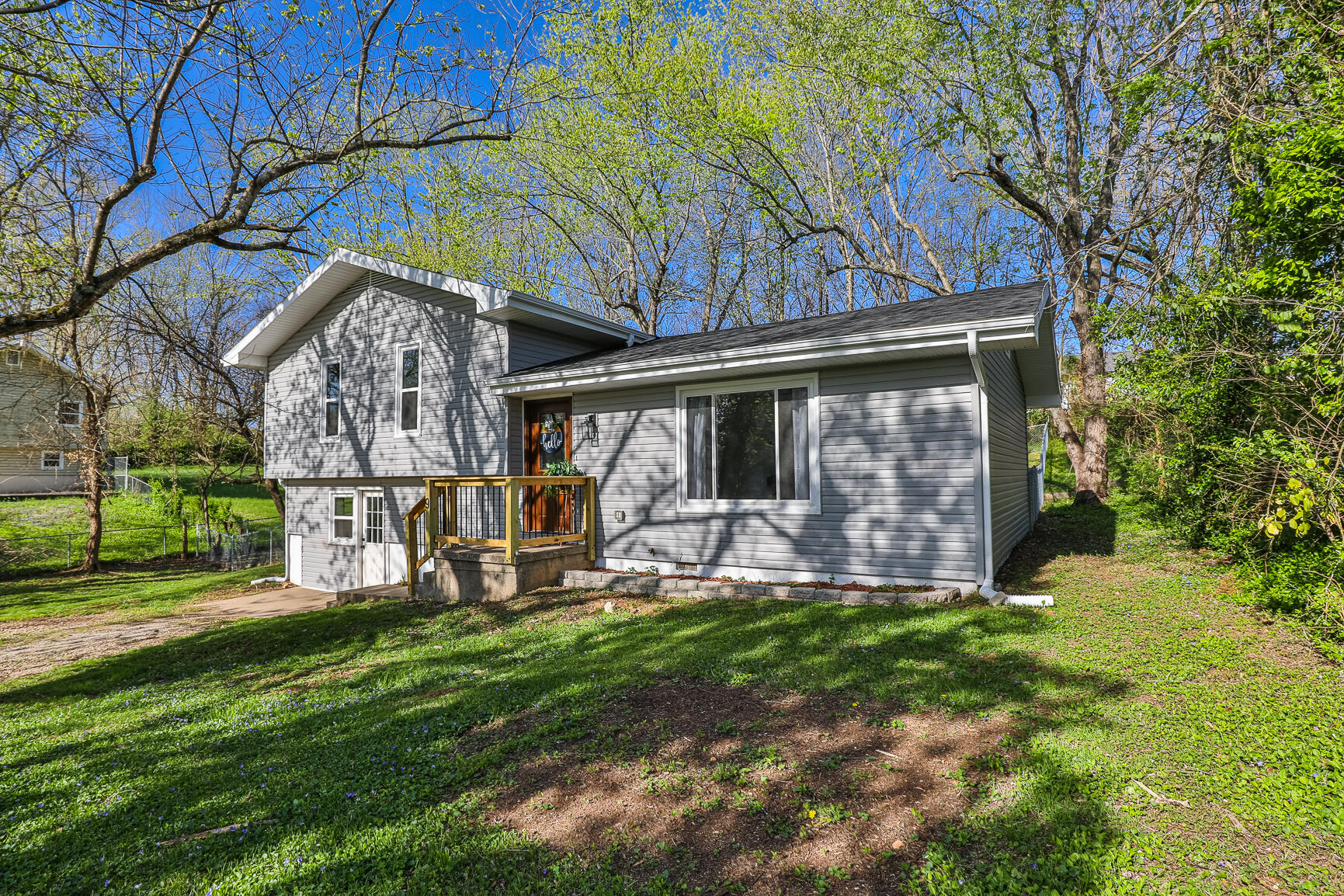 9 Hillside Drive Property Photo 2