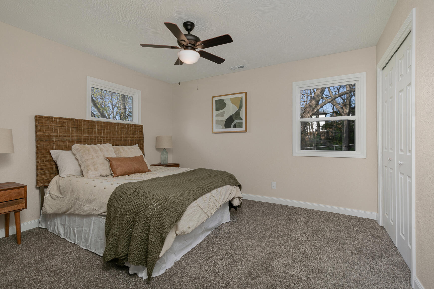9 Hillside Drive Property Photo 13