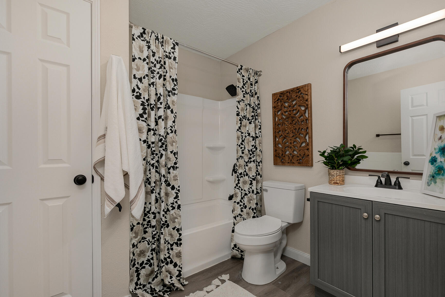 9 Hillside Drive Property Photo 15