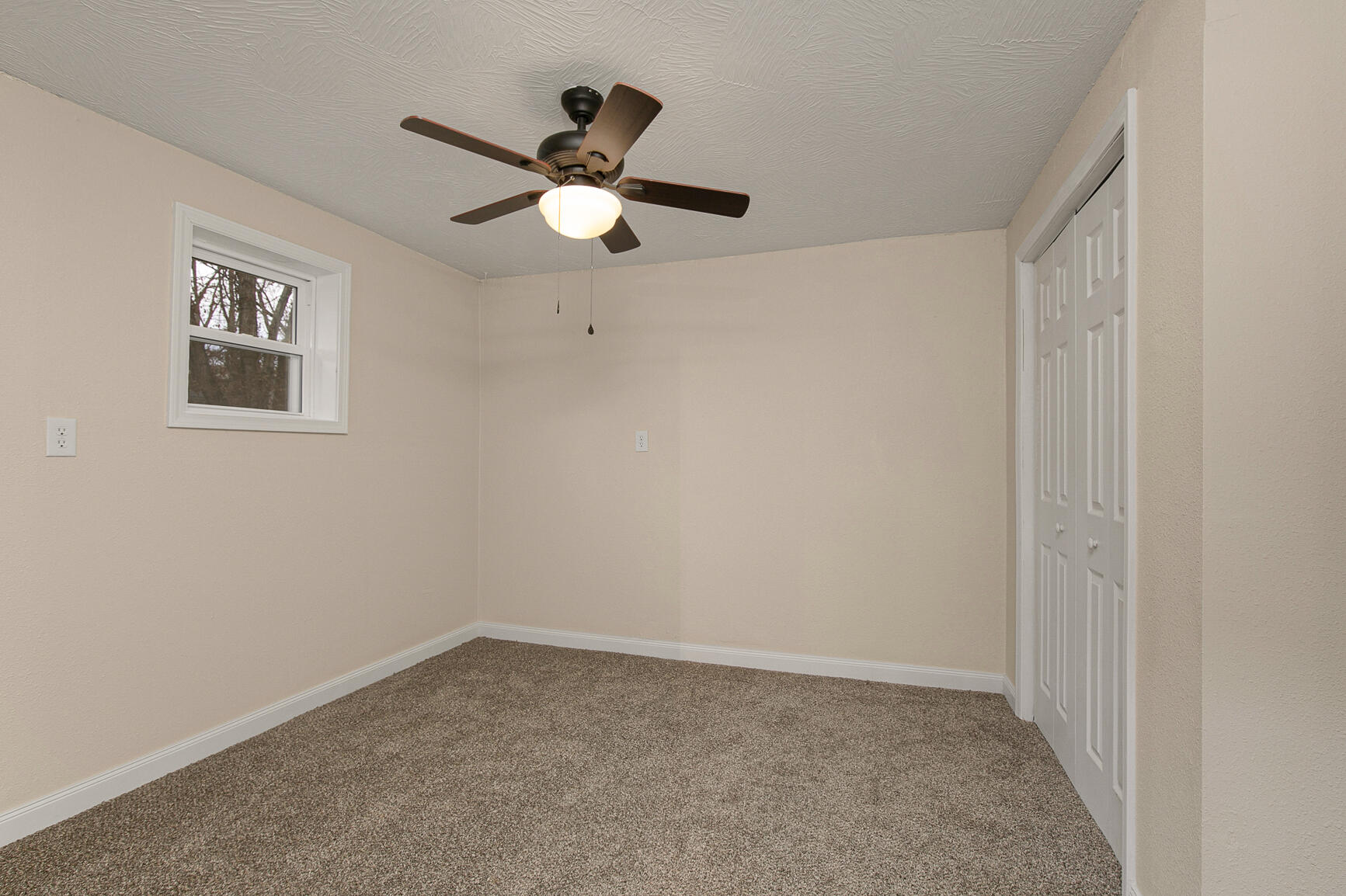 9 Hillside Drive Property Photo 23