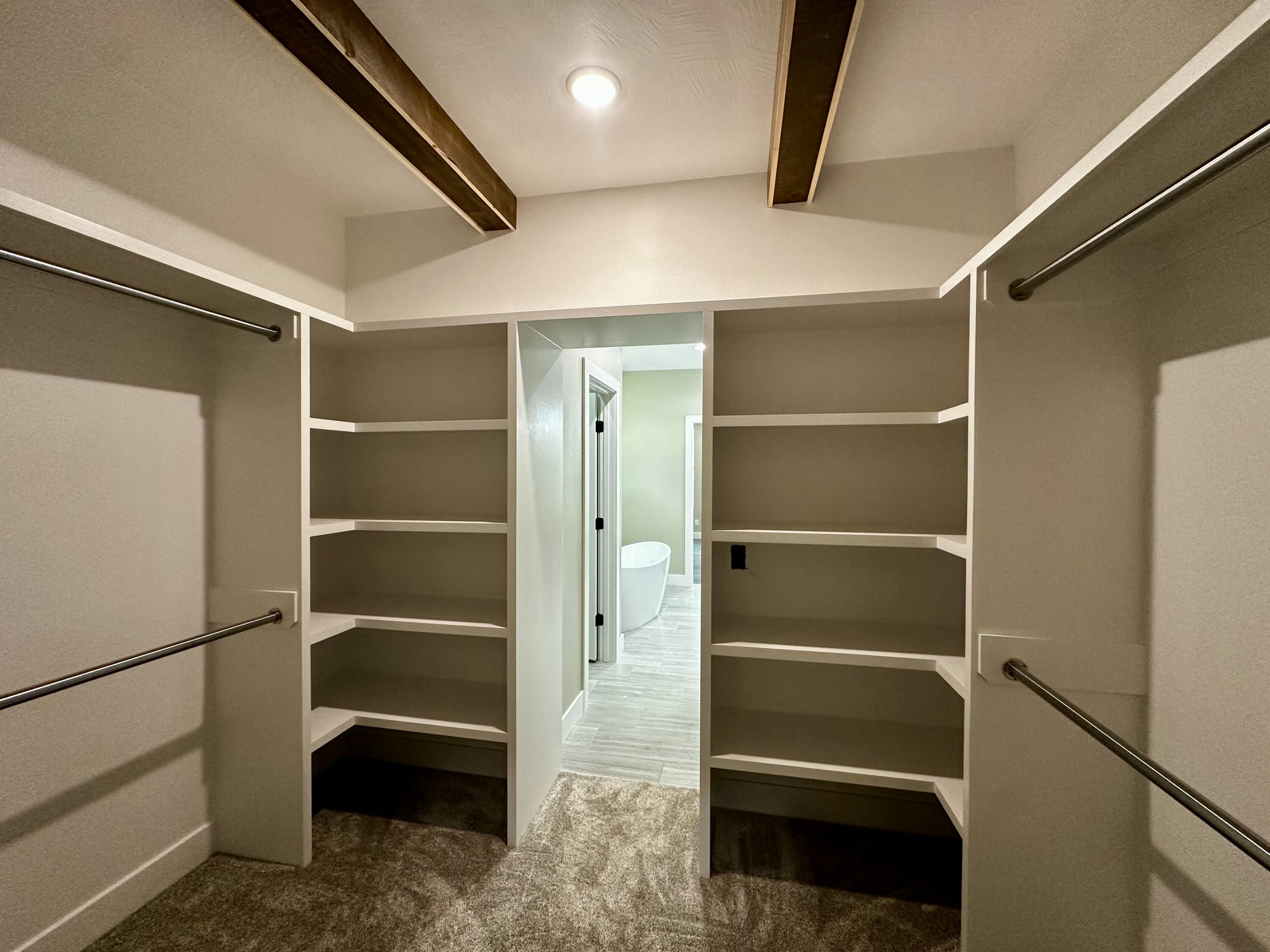 654 Walkington Lane Property Photo 13