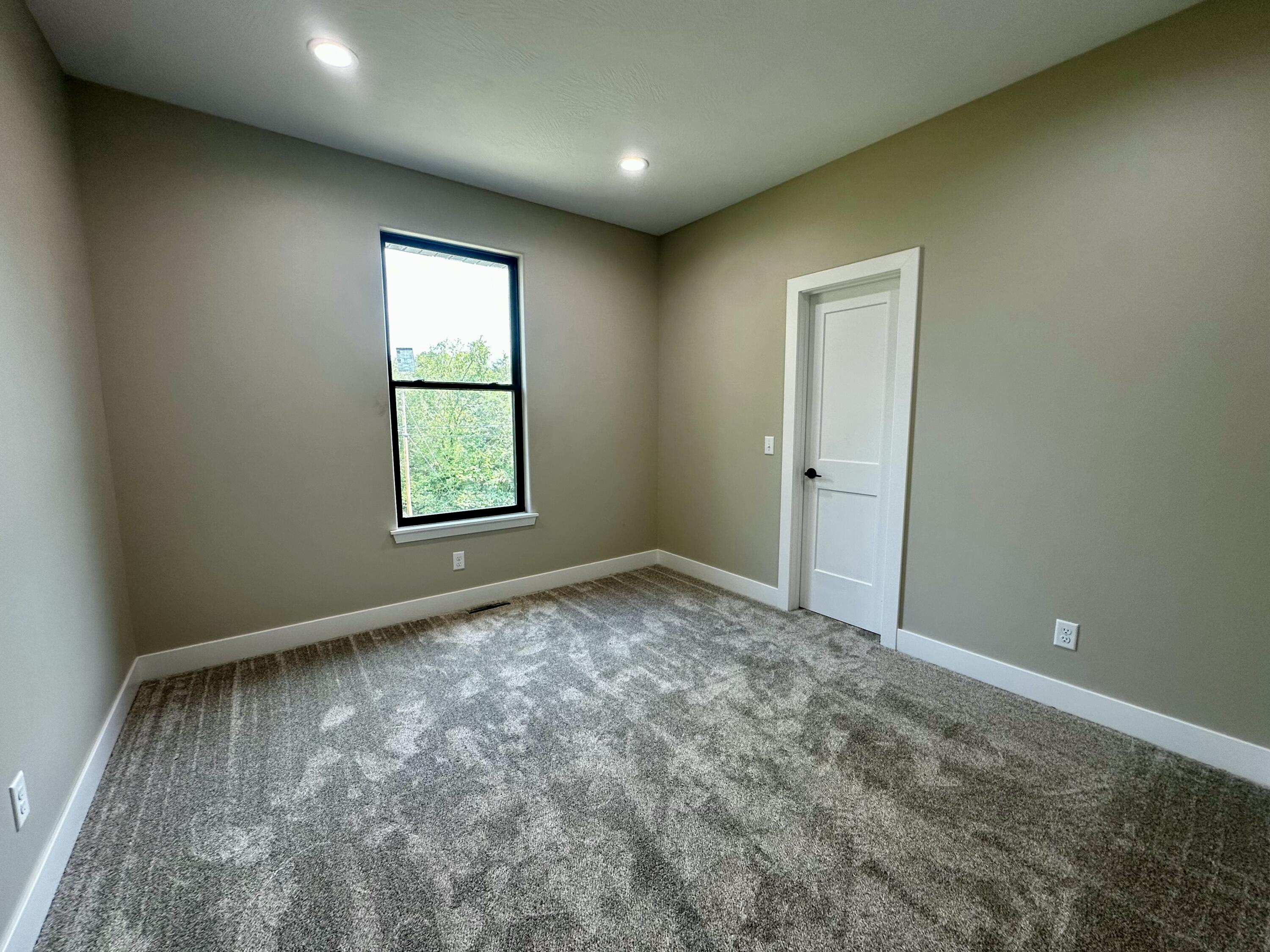 654 Walkington Lane Property Photo 17