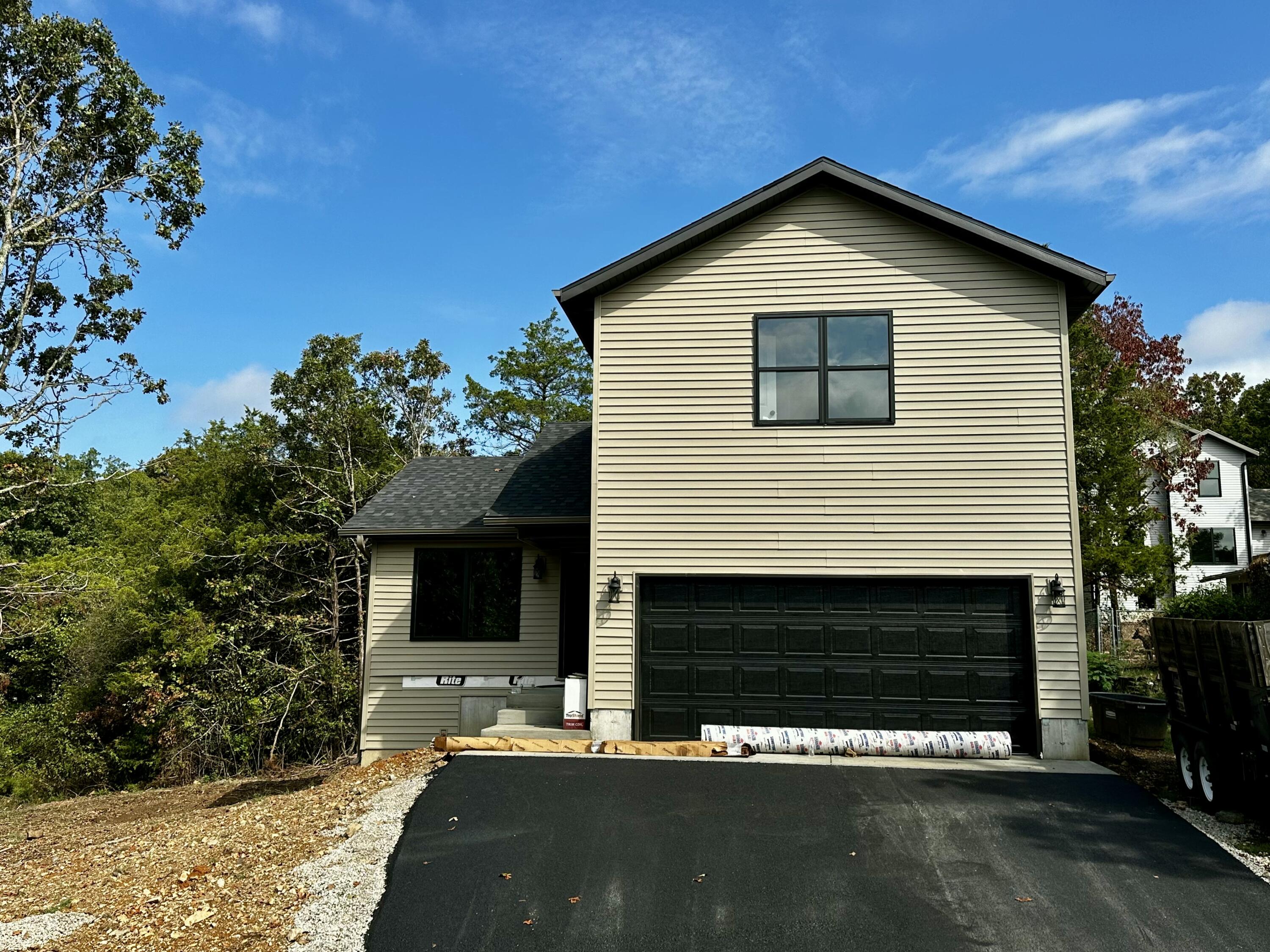 202 Eric Drive Property Photo 1