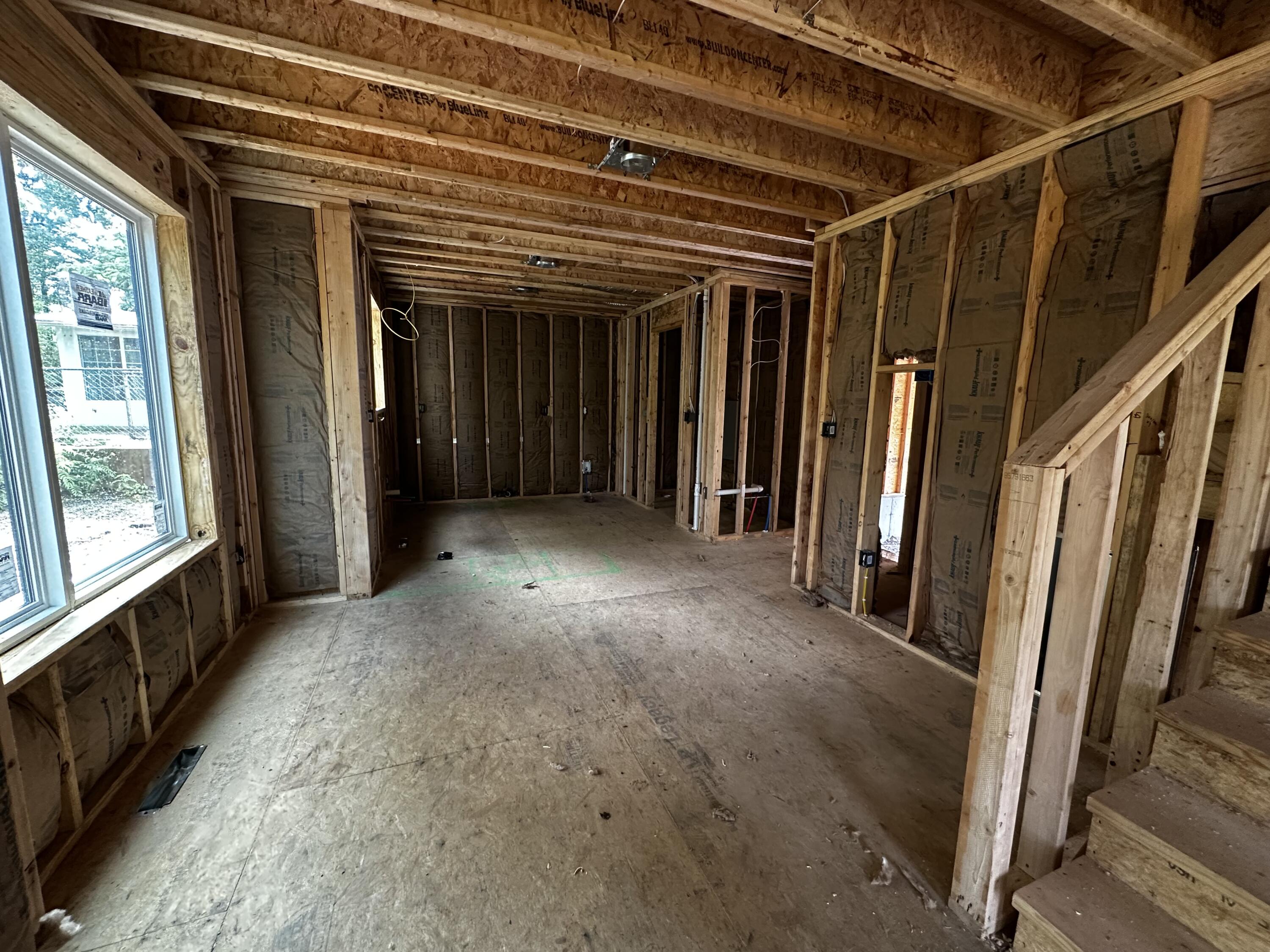 202 Eric Drive Property Photo 5