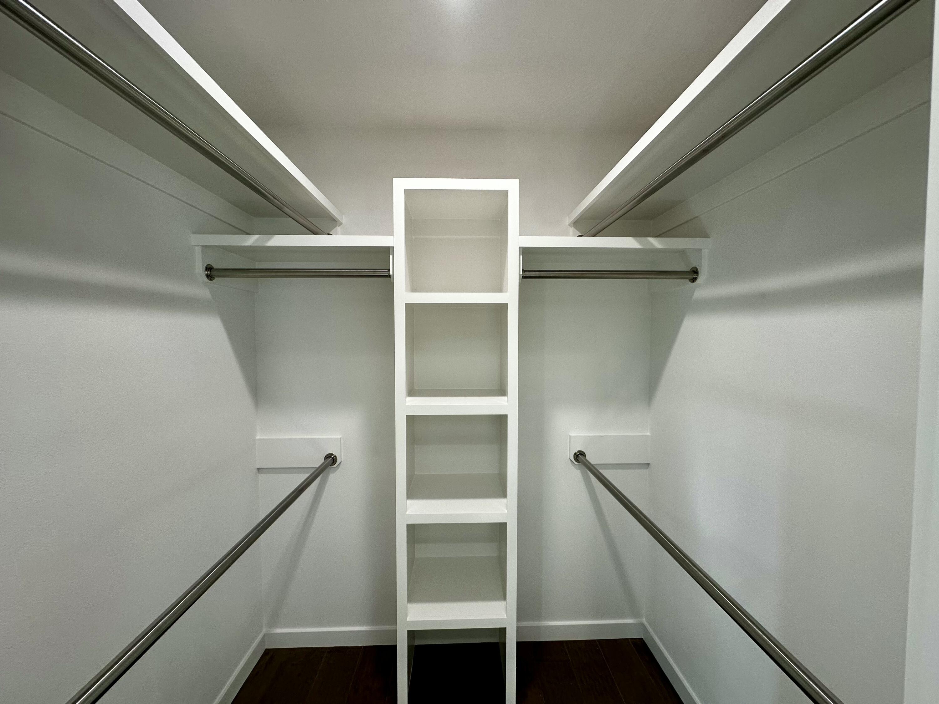 202 Eric Drive Property Photo 14