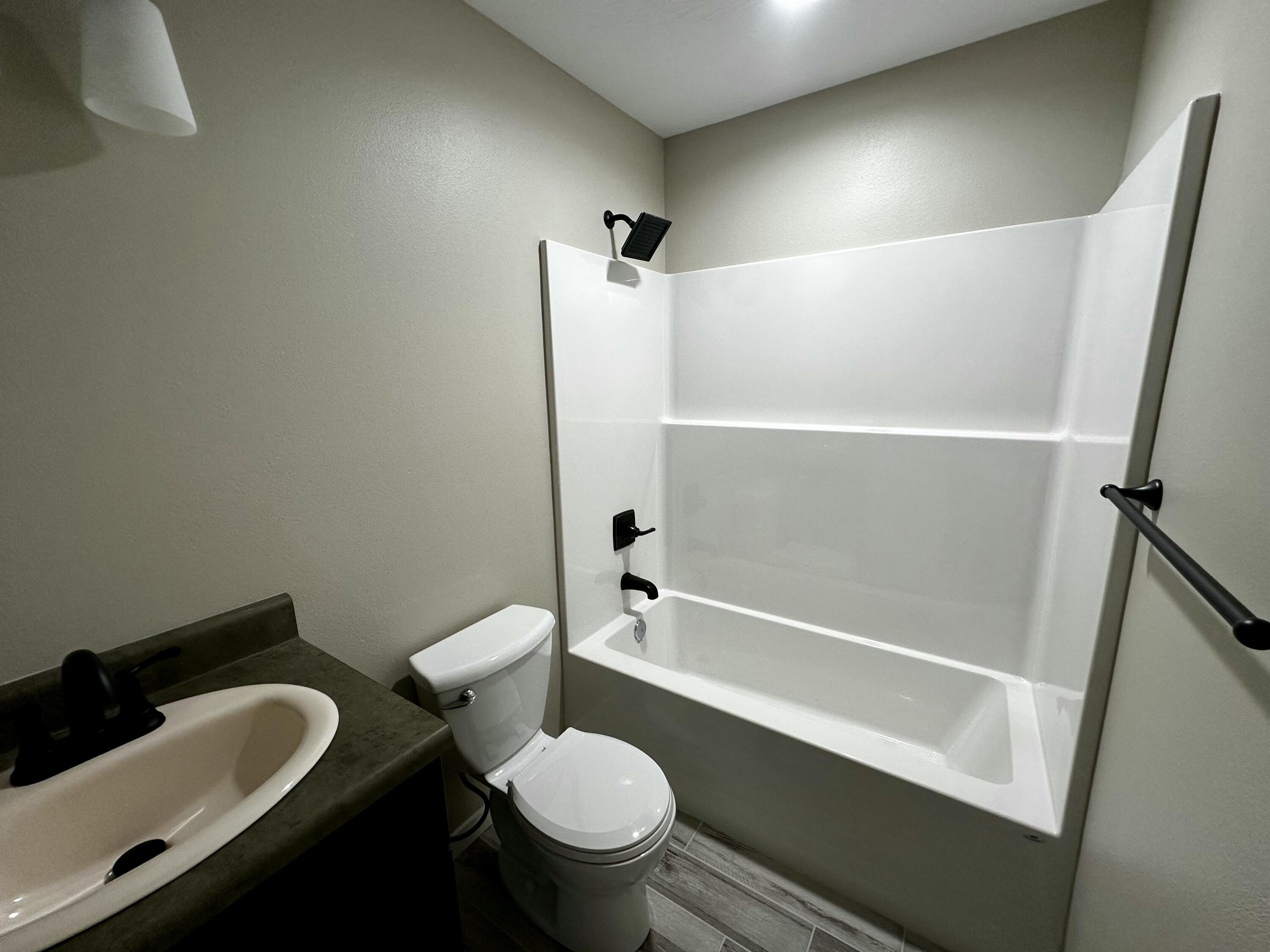 202 Eric Drive Property Photo 18