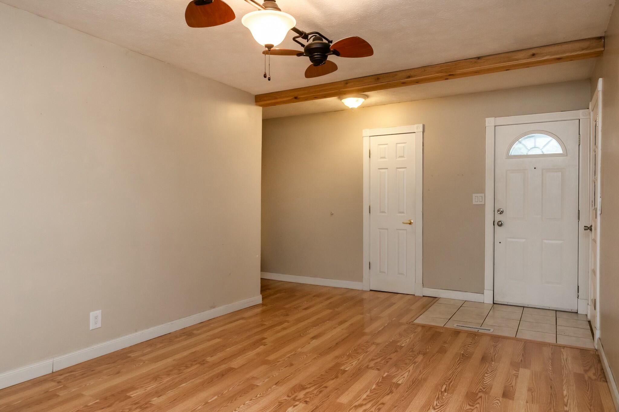 1326 East Cambridge Street Property Photo 11