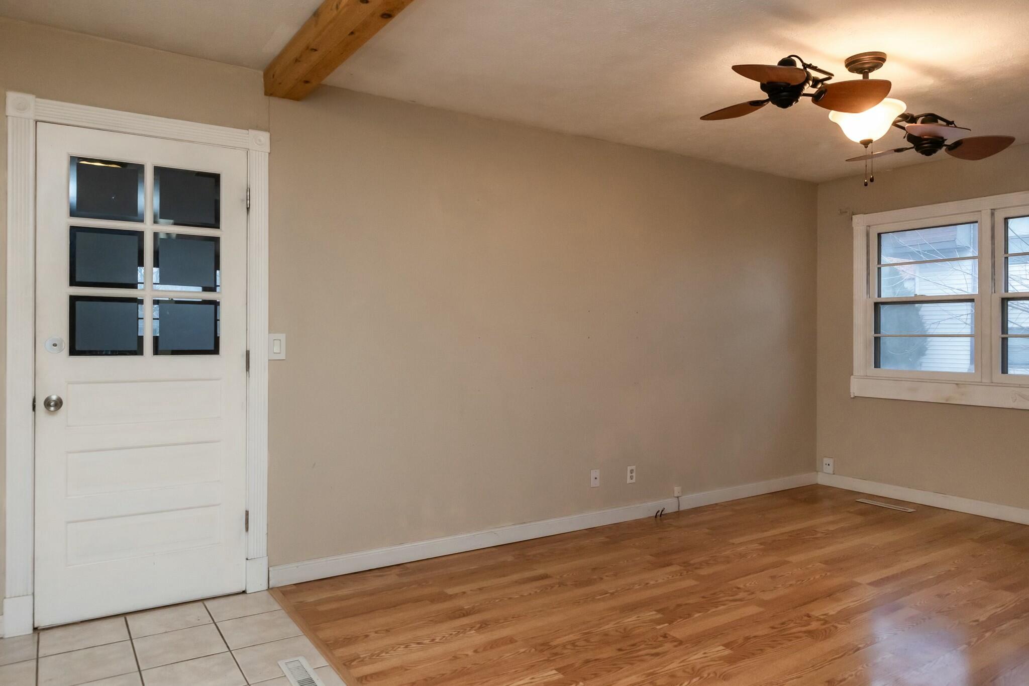1326 East Cambridge Street Property Photo 13