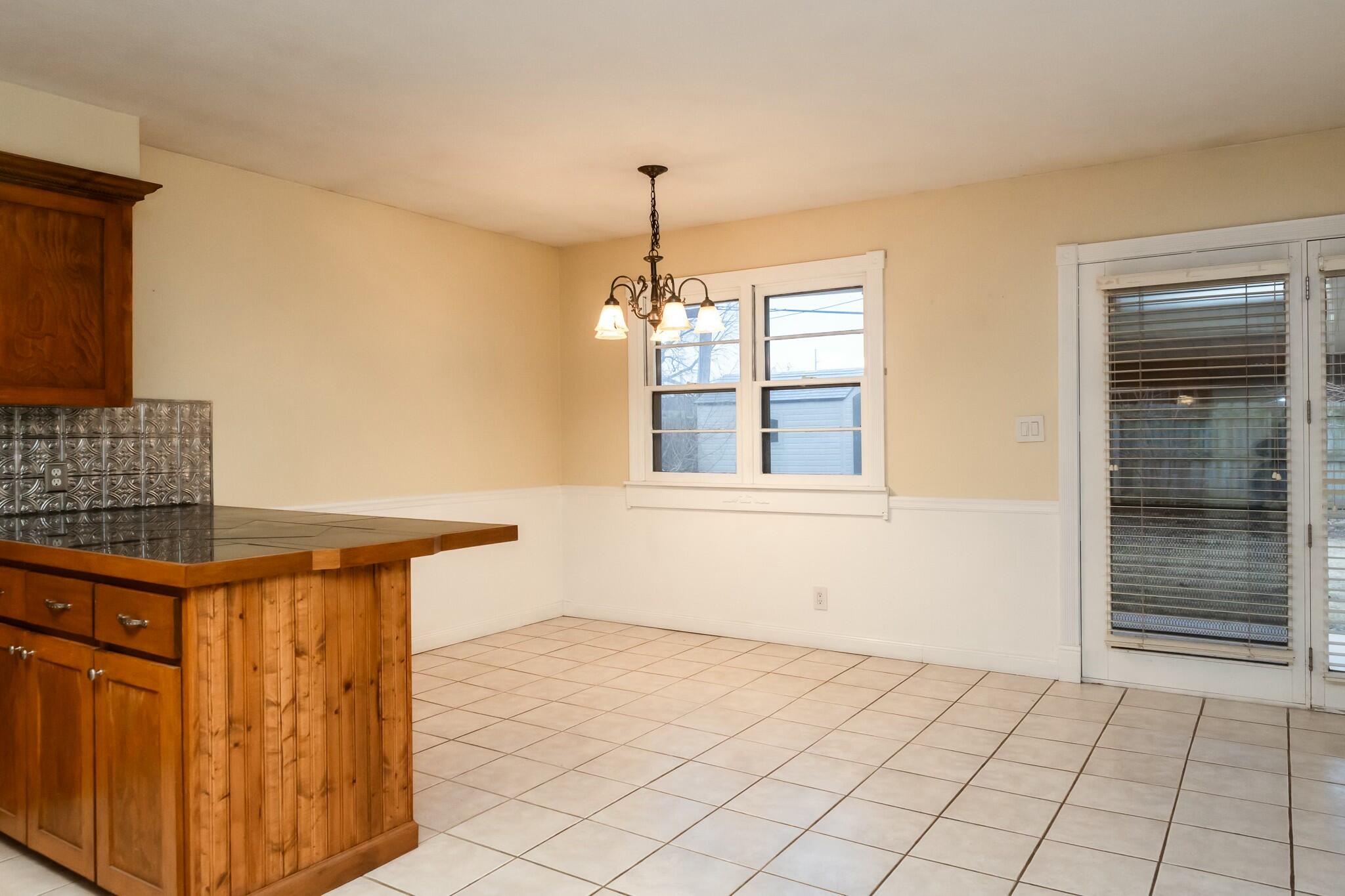 1326 East Cambridge Street Property Photo 19