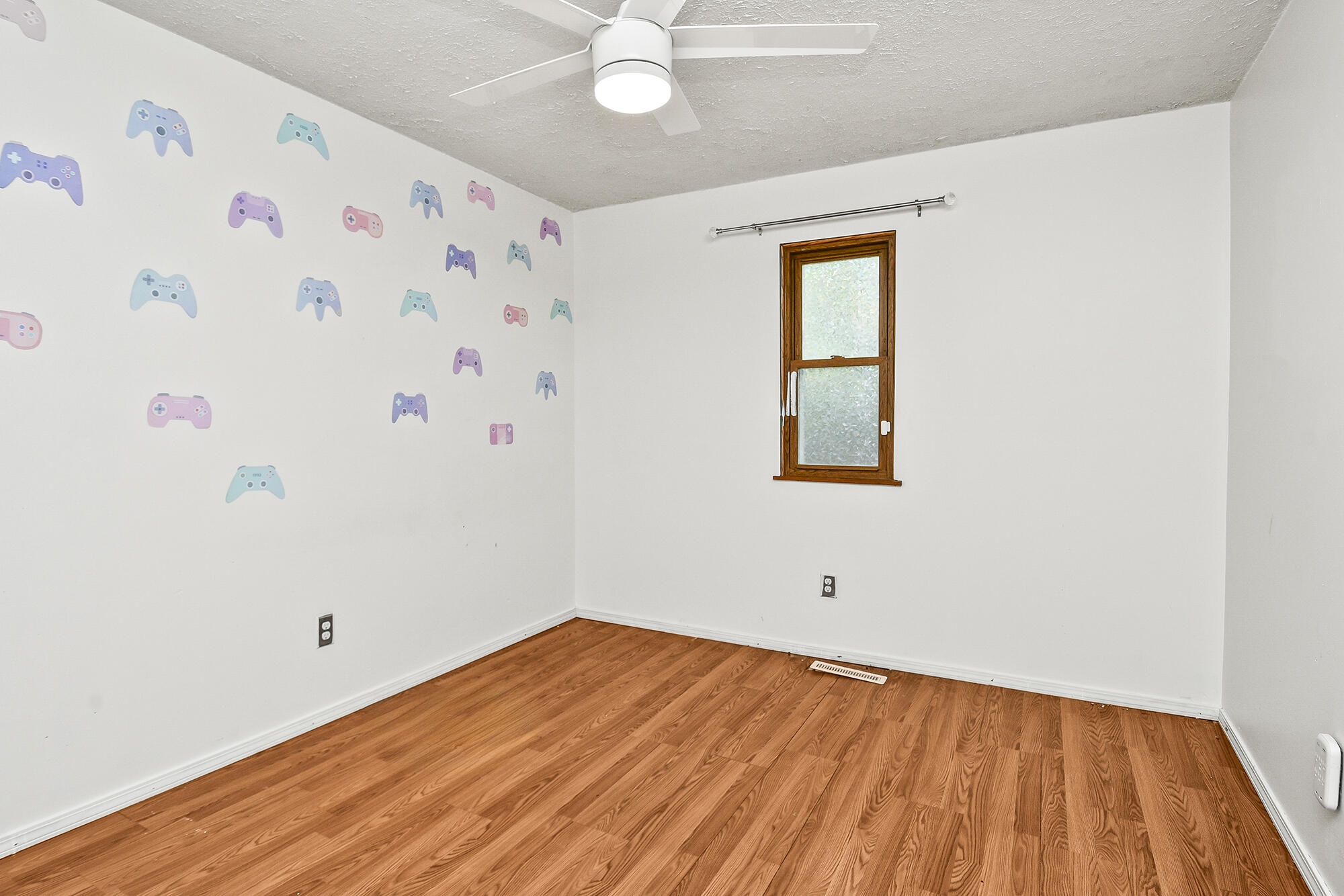 853 East Guinevere Street Property Photo 23
