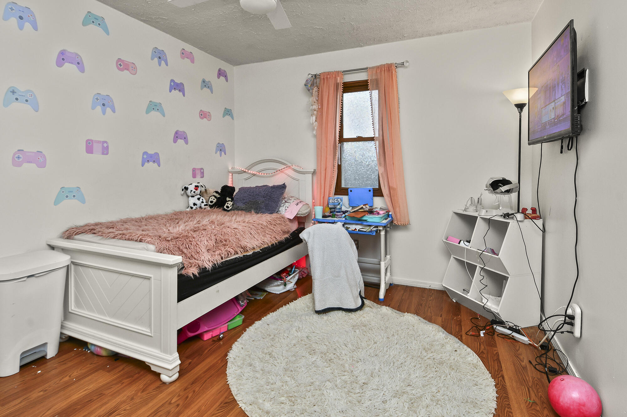 853 East Guinevere Street Property Photo 24