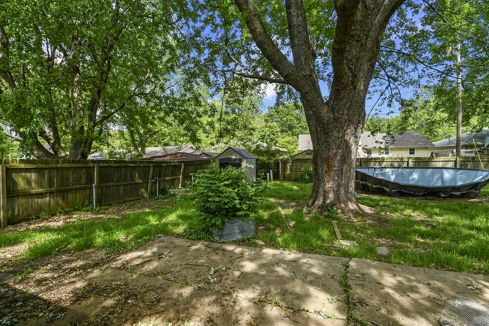 853 East Guinevere Street Property Photo 30