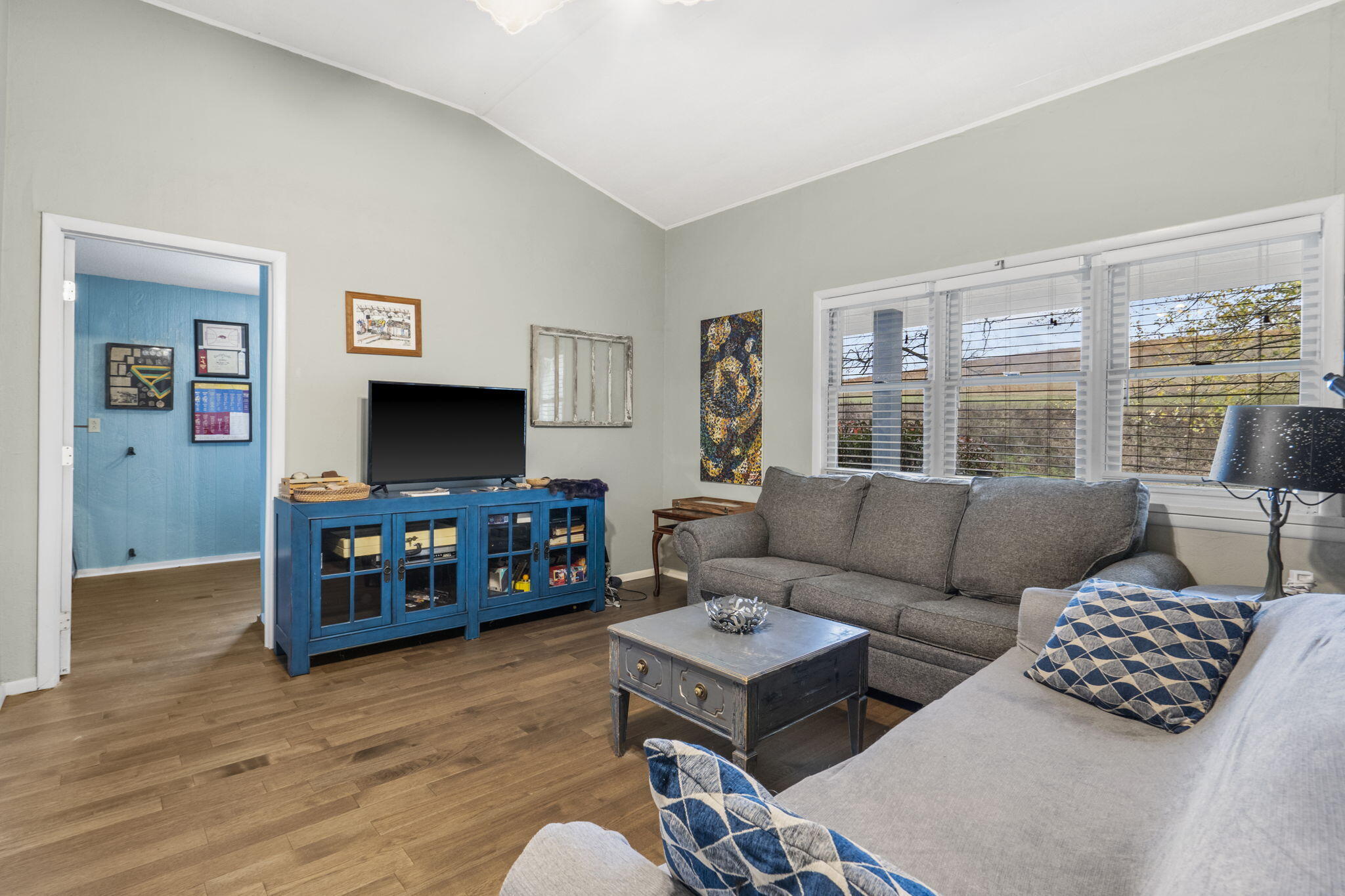 14396 Farm Road 2140 Property Photo 6