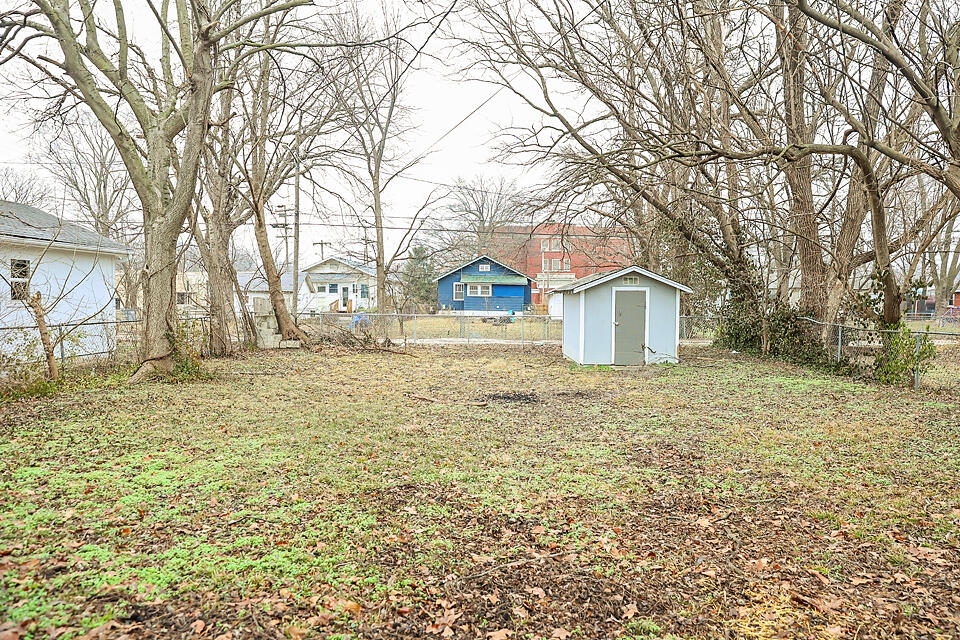 1427 West Thoman Street Property Photo 11