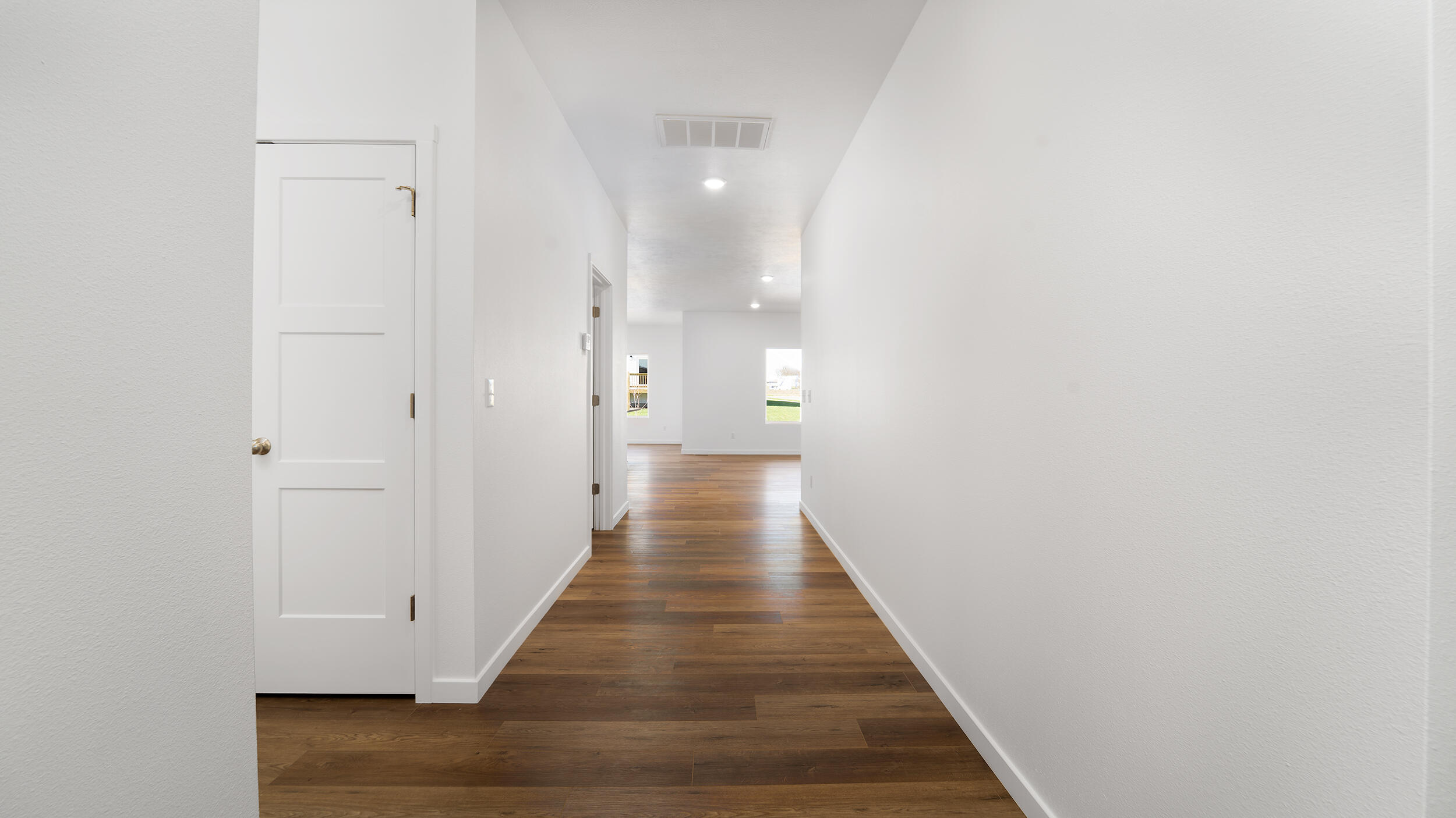 2612 West Pigeon Drive Property Photo 14