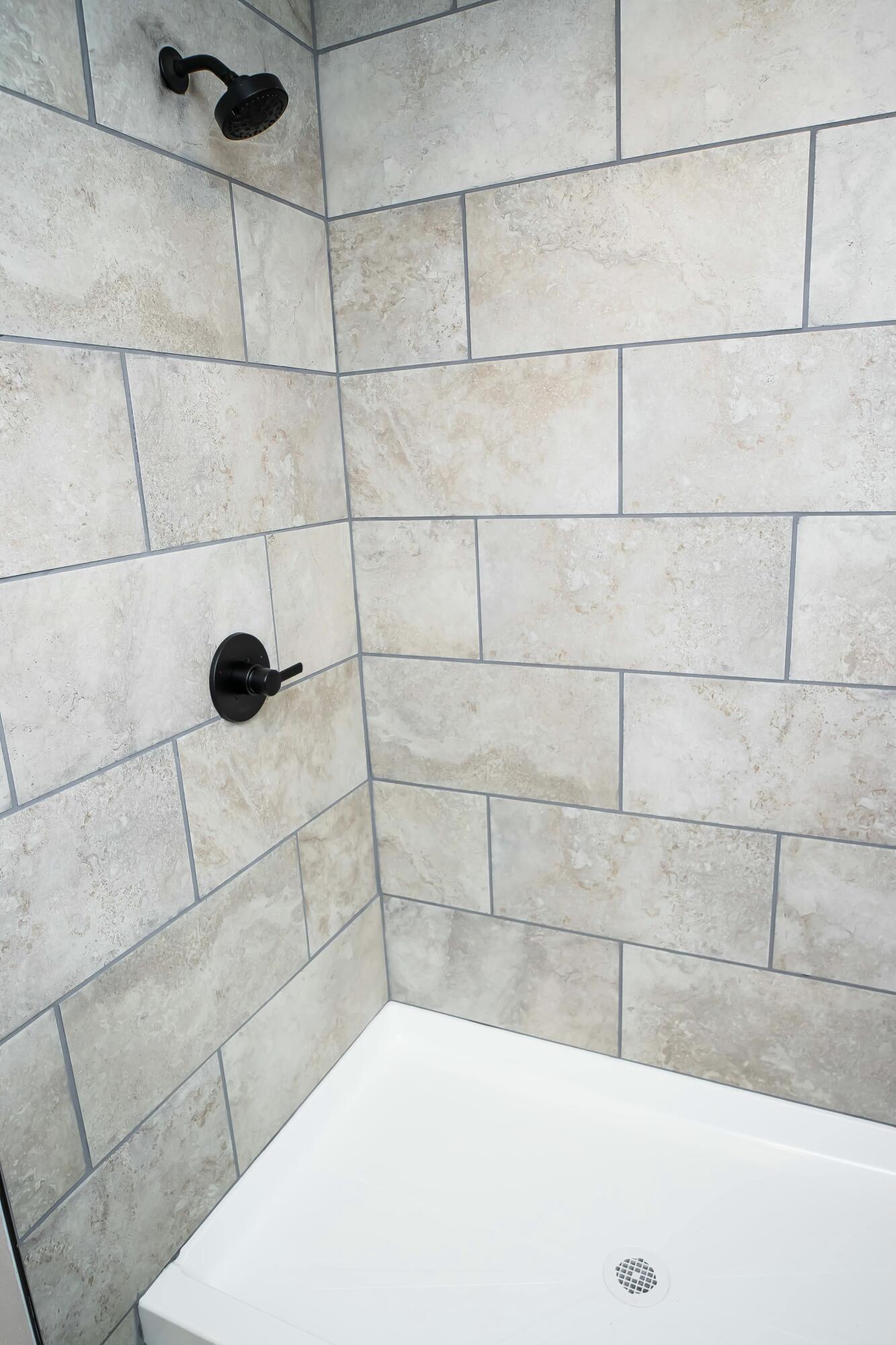 827 South Elm Street Property Photo 14