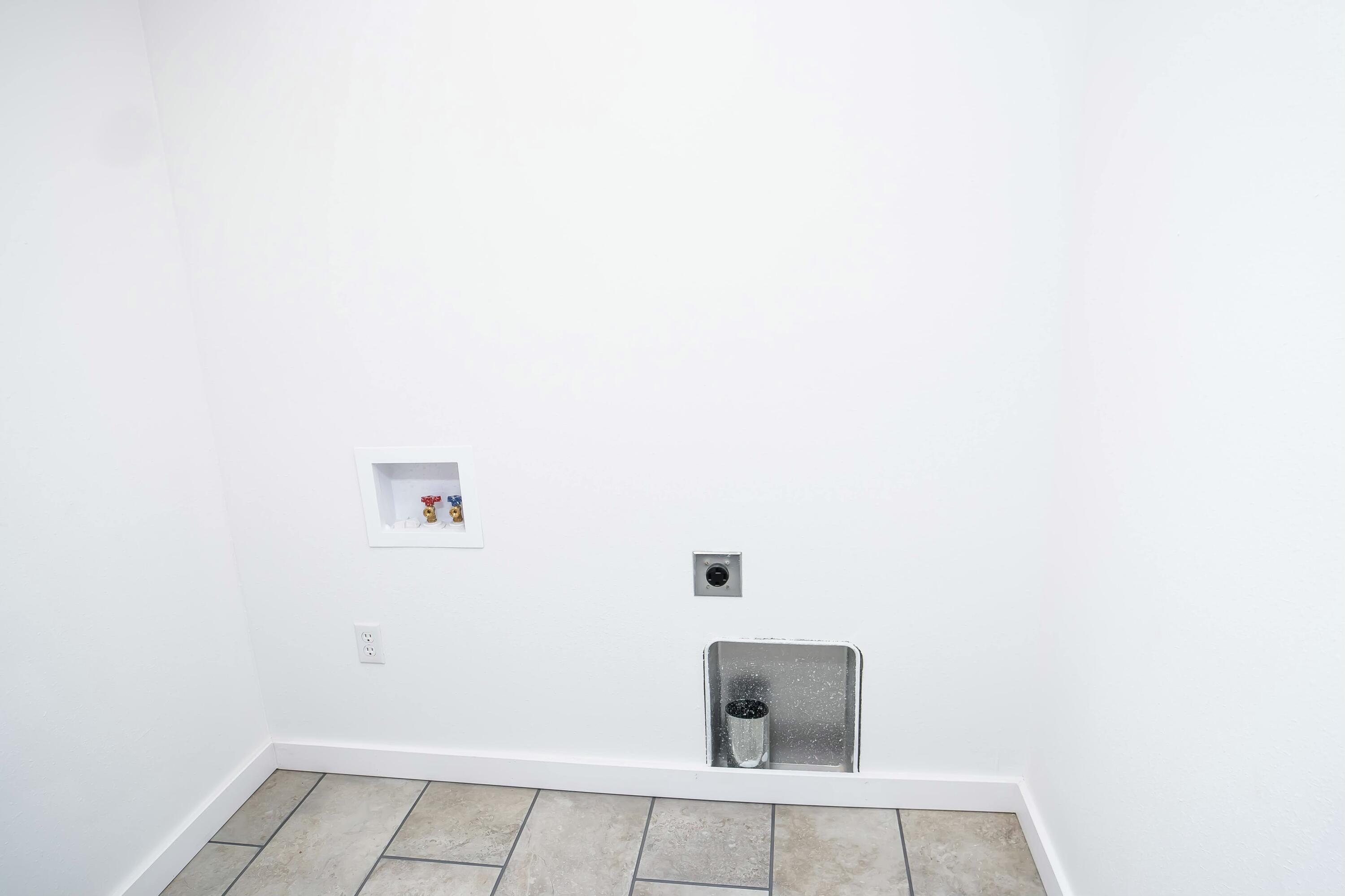 827 South Elm Street Property Photo 19