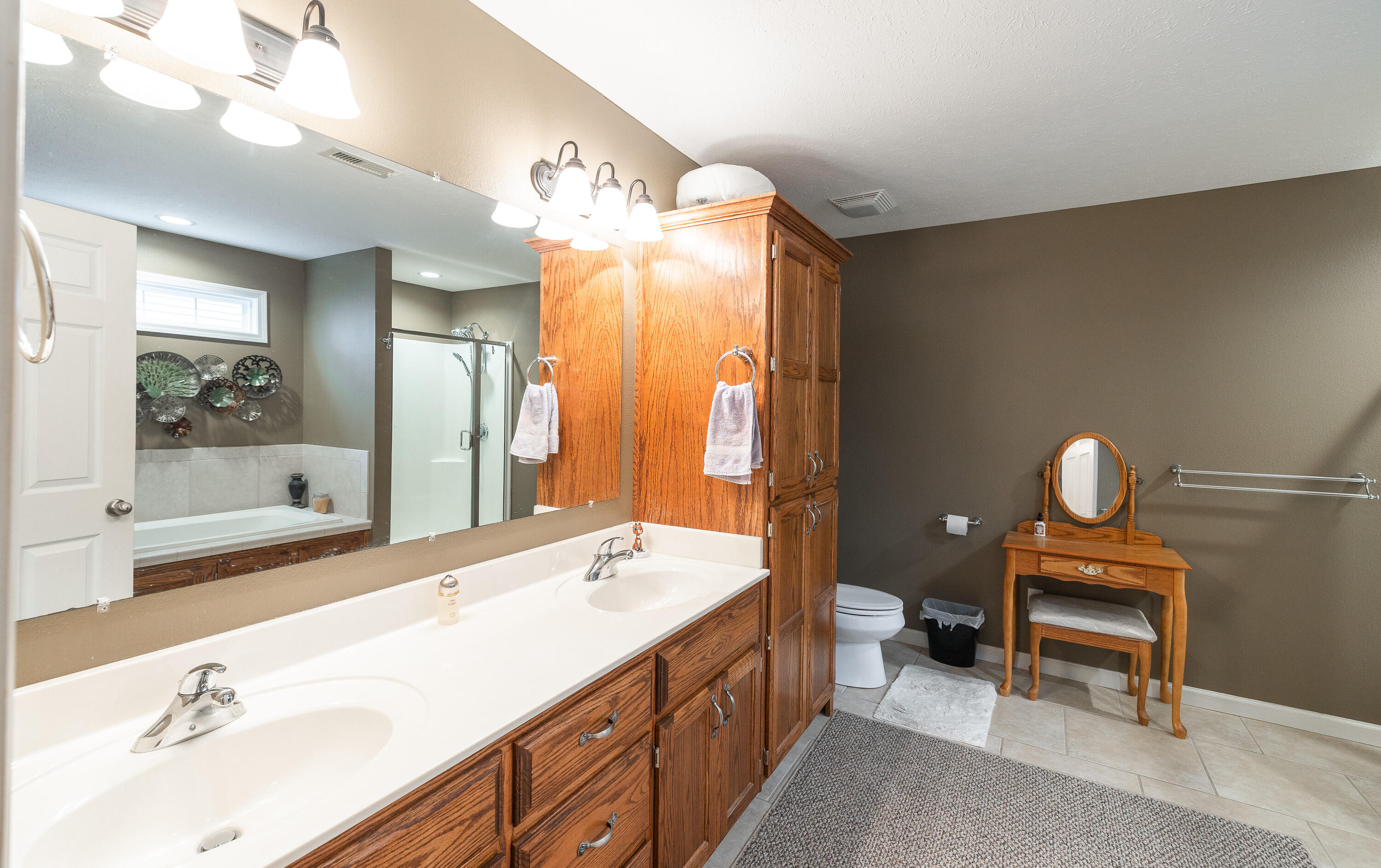 1360 North Chicago Avenue Property Photo 18