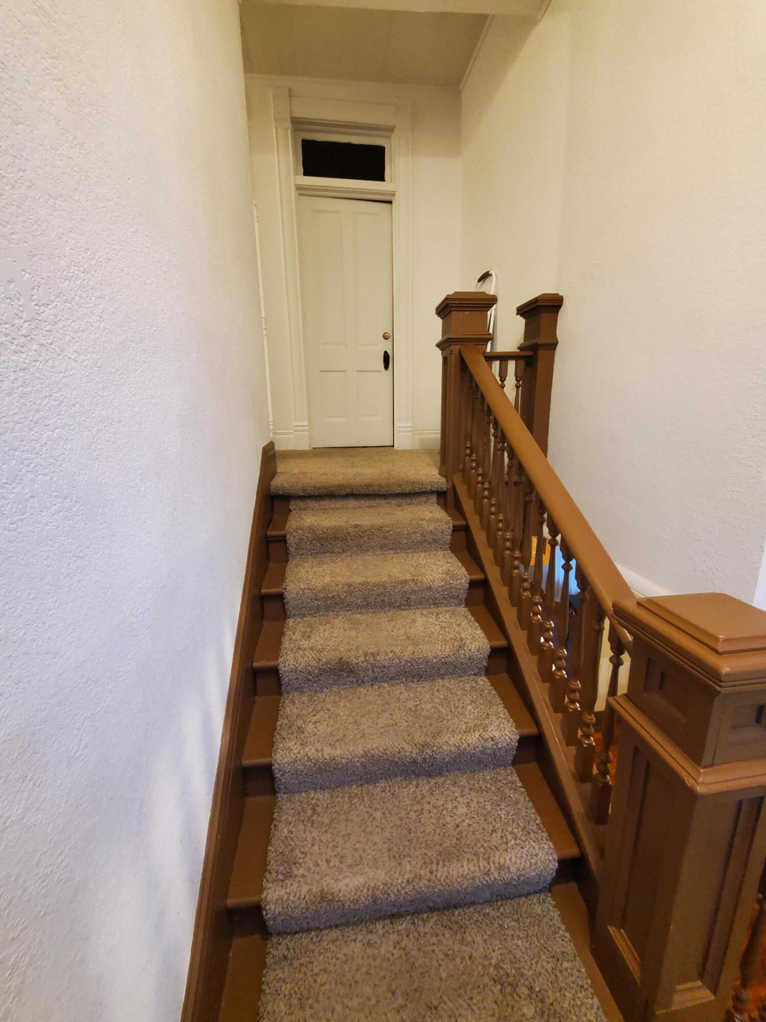 508 South Grand Avenue Property Photo 29