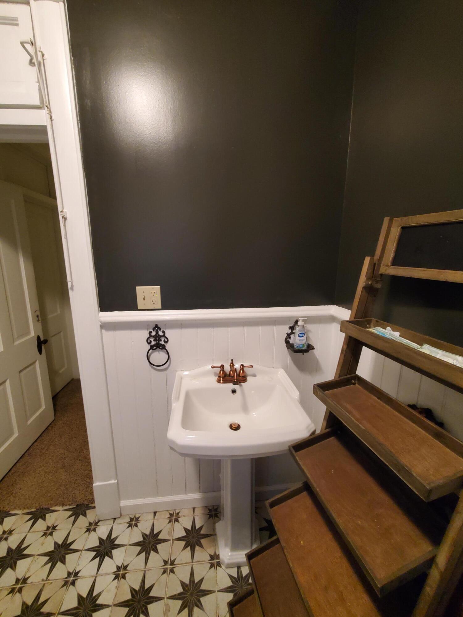 508 South Grand Avenue Property Photo 31