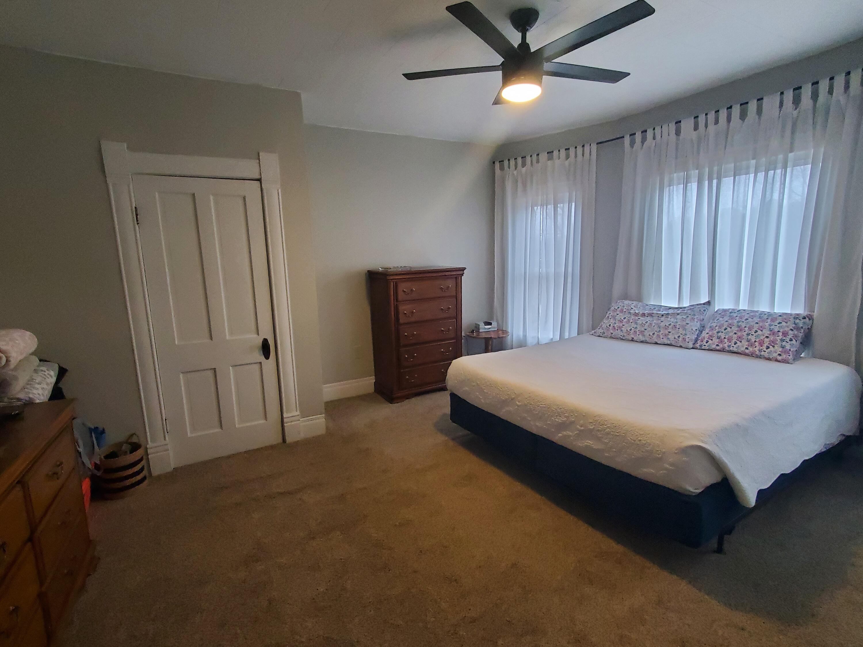 508 South Grand Avenue Property Photo 37