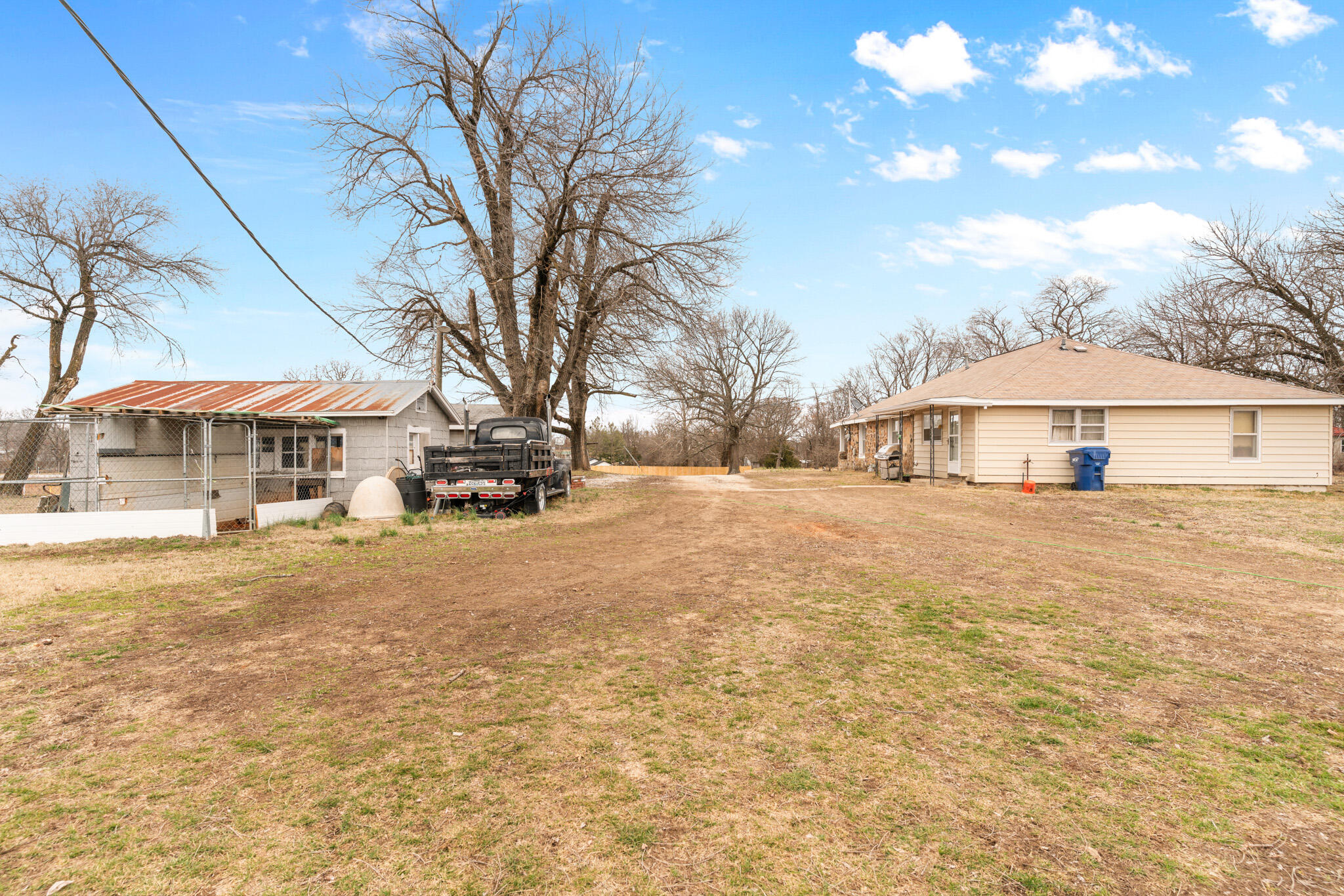 554 East Cherry Street Property Photo 20