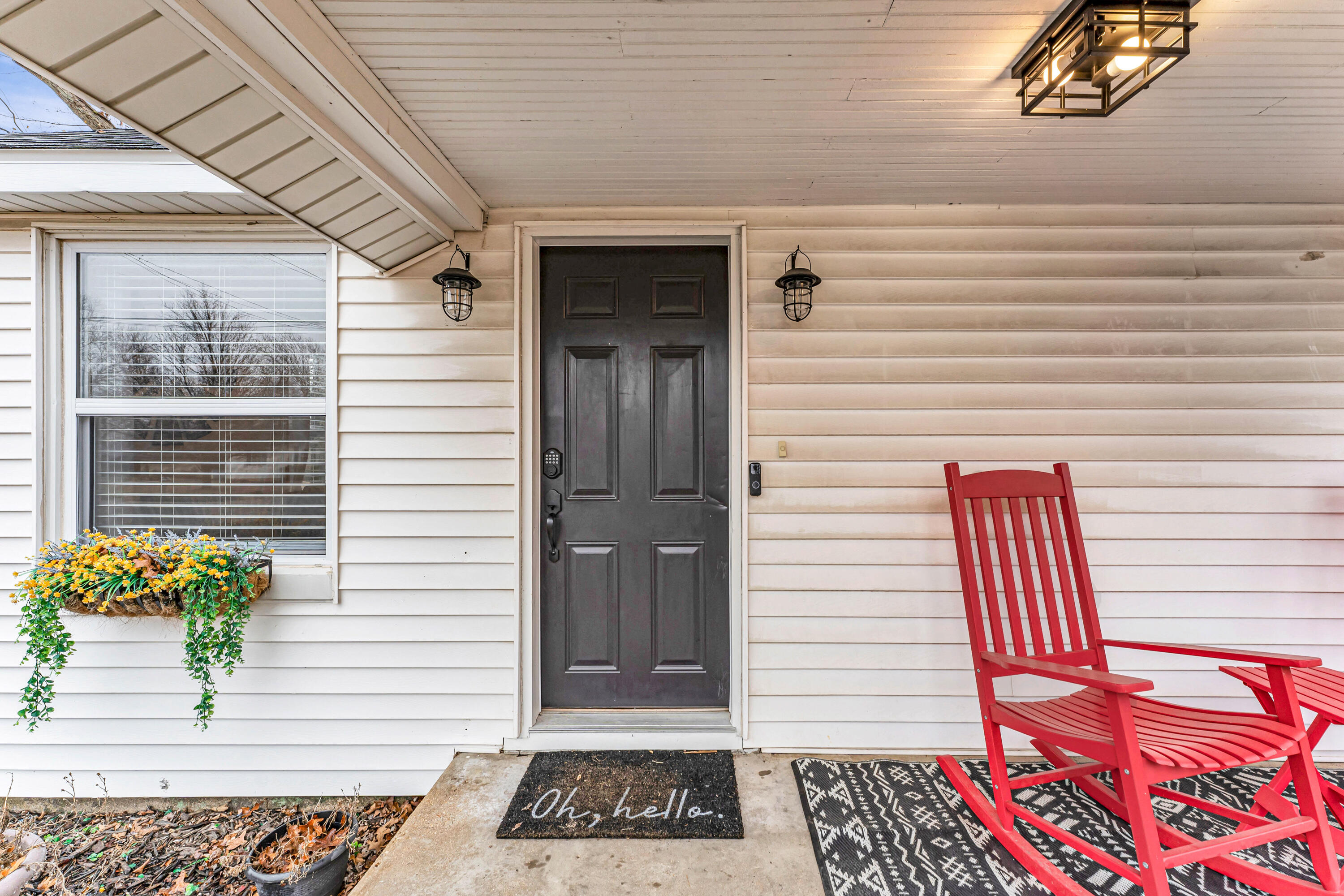 670 North Pine Street Property Photo 2