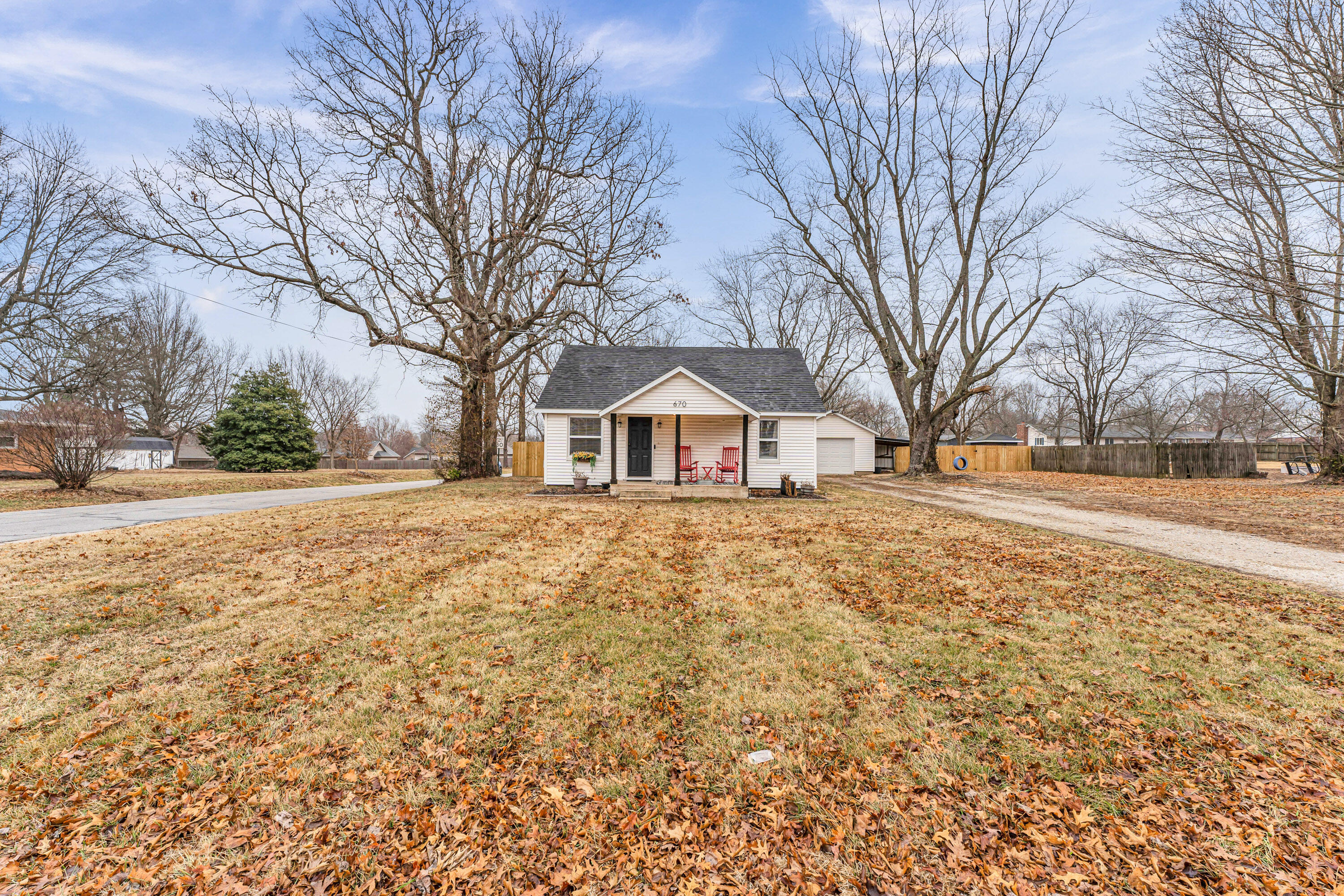 670 North Pine Street Property Photo 21