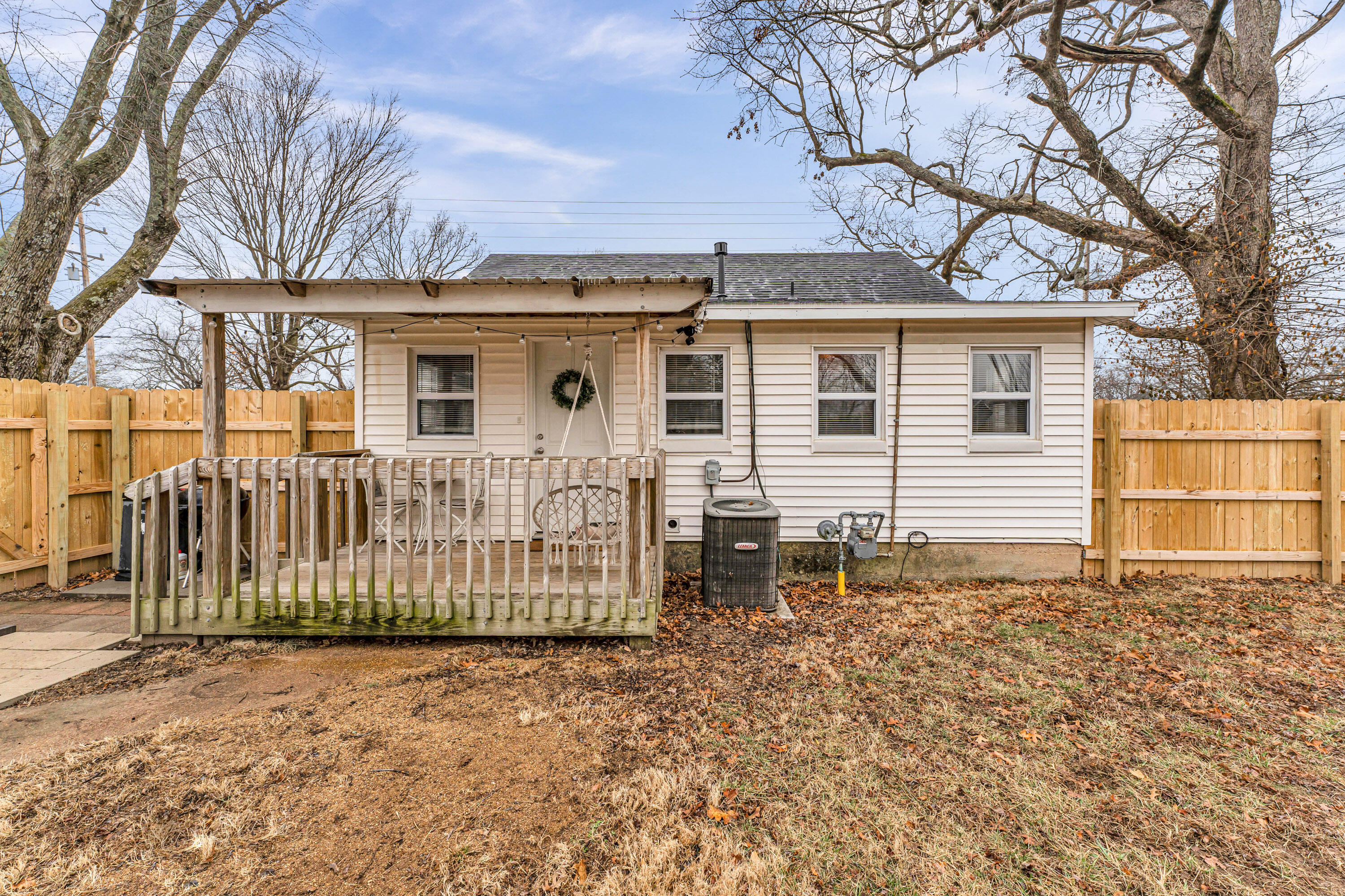 670 North Pine Street Property Photo 24