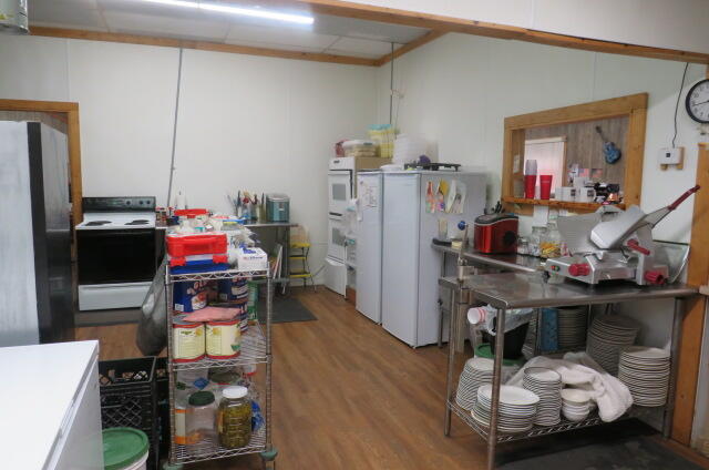 120 East Newton Street Property Photo 6