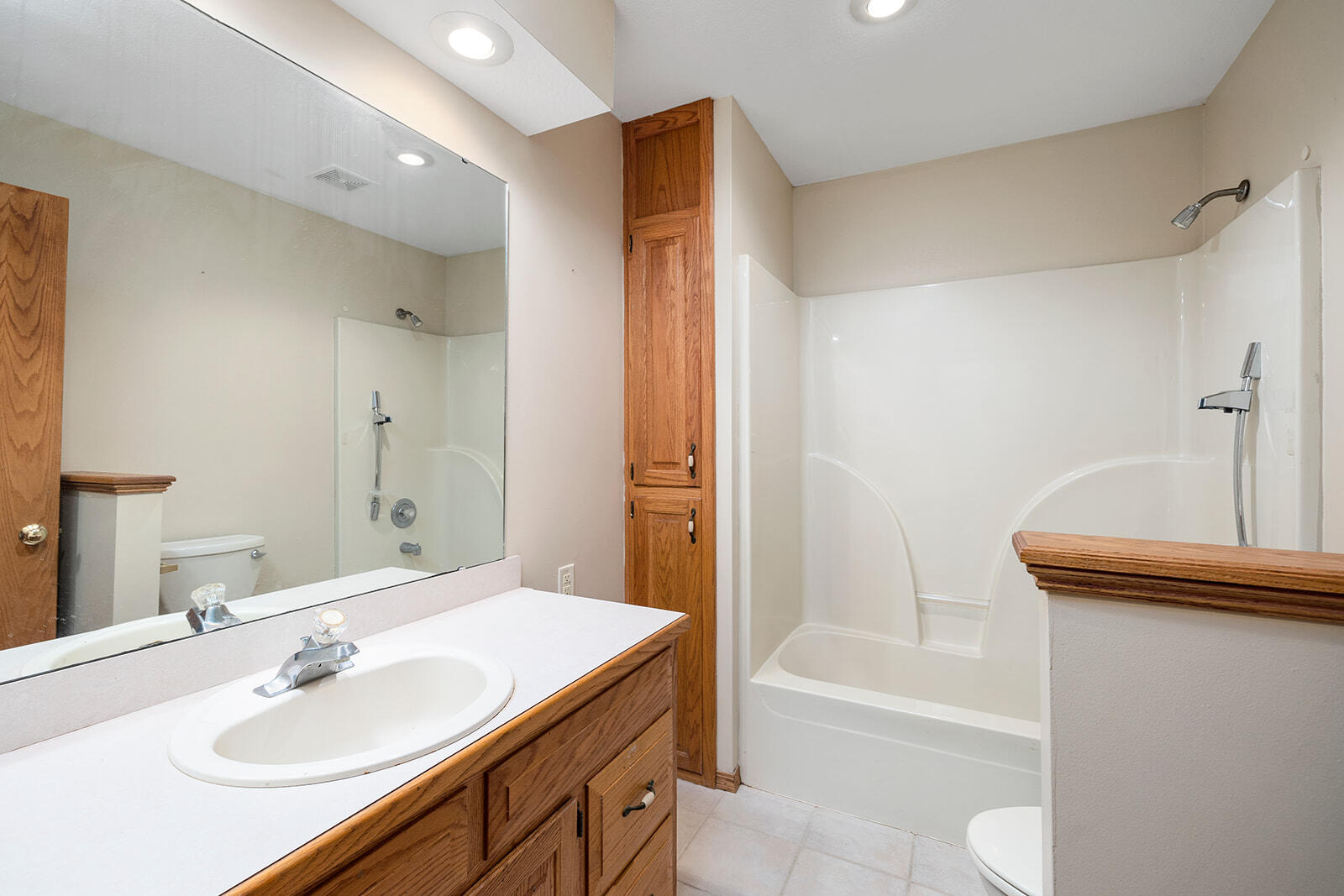 846 South Linden Avenue Property Photo 14