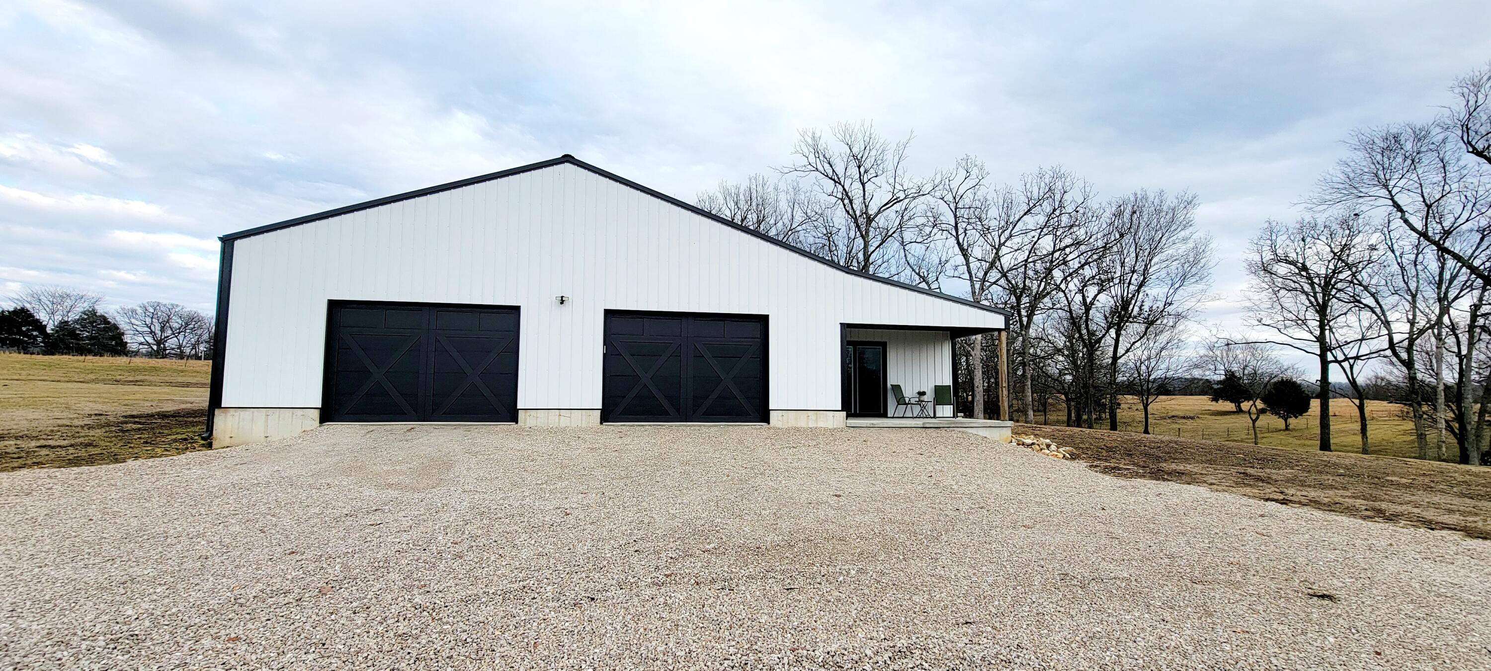 740 Headwaters Drive Property Photo 2