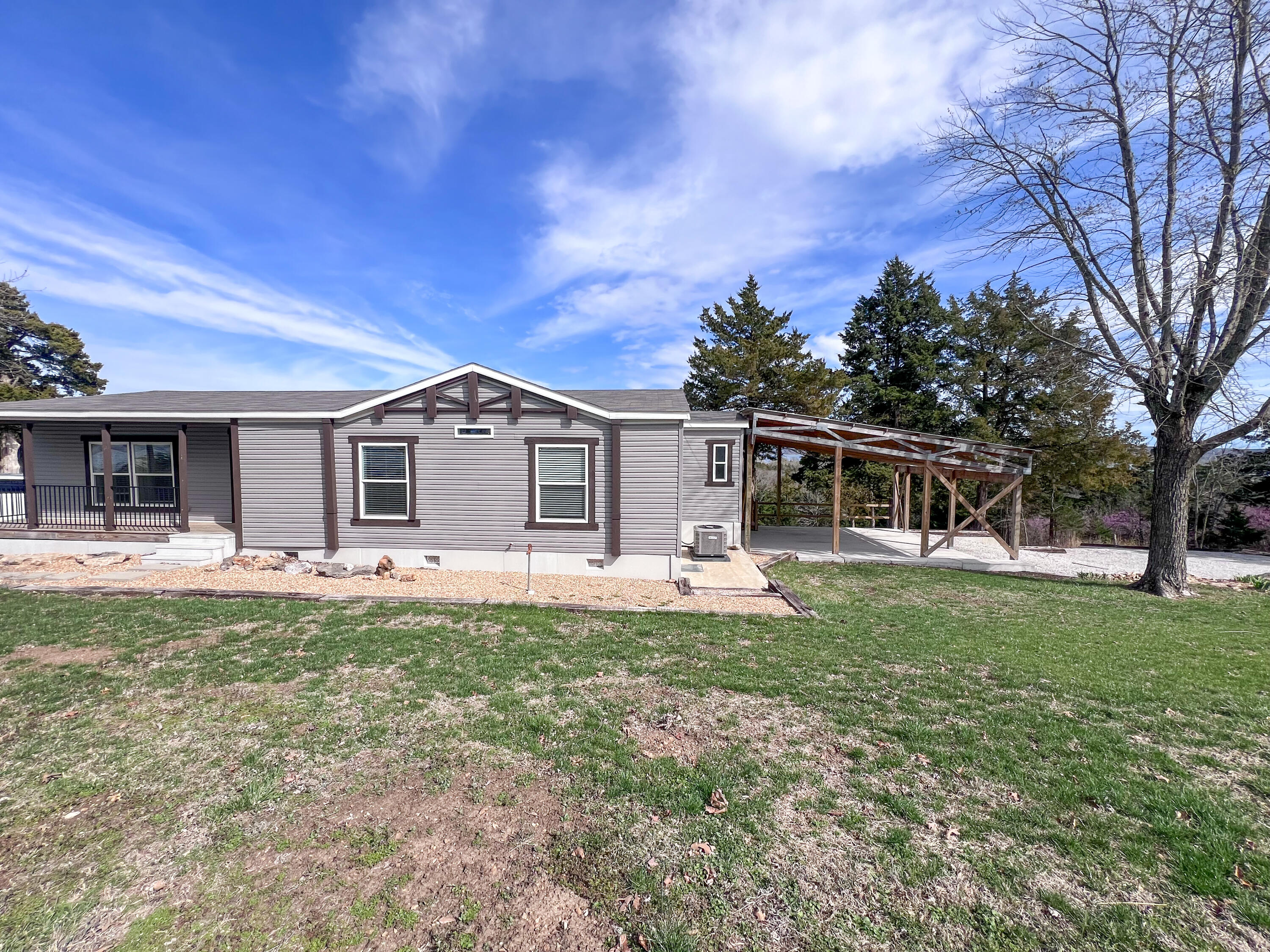 22641 County Road 203 Property Photo 3