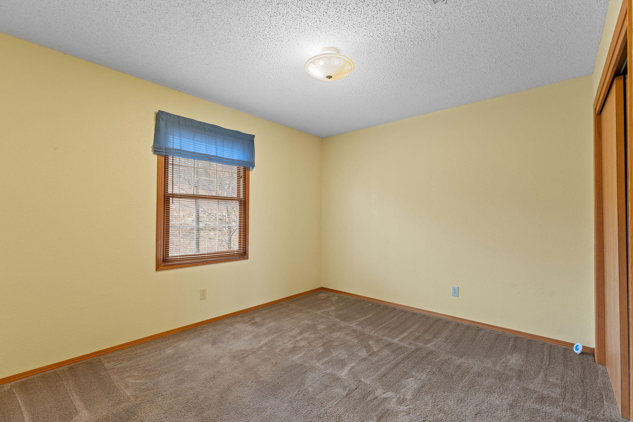 916 Skyview Drive Property Photo 21