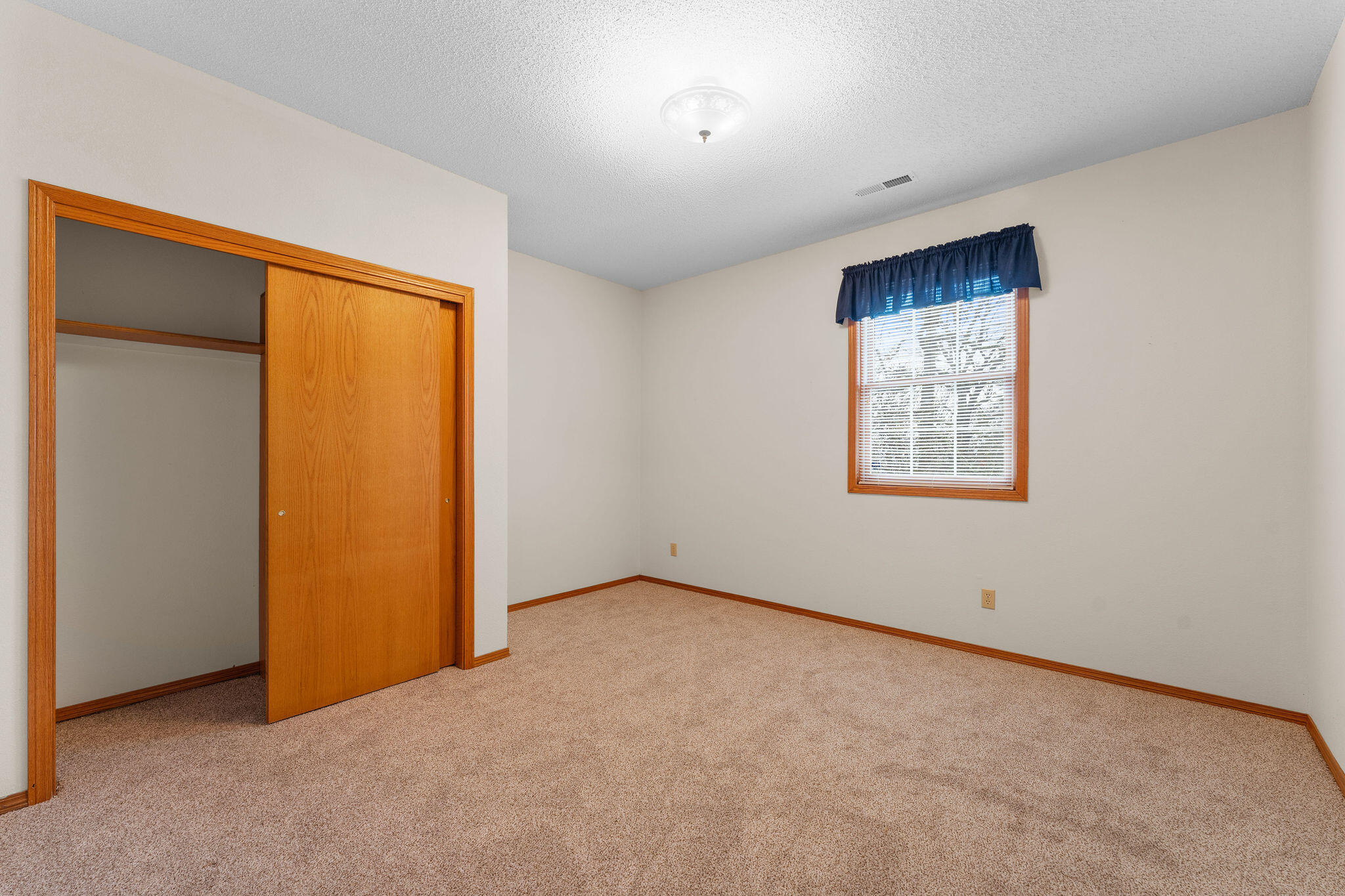 916 Skyview Drive Property Photo 31