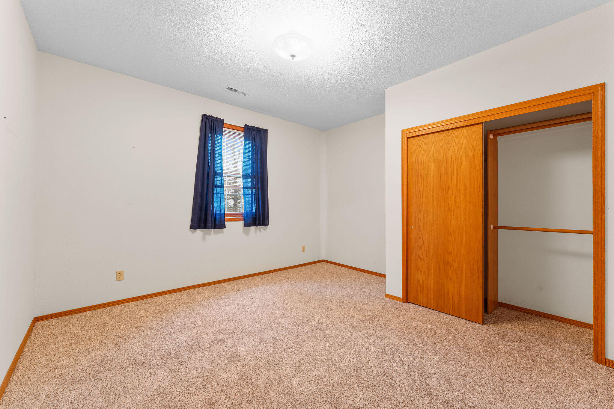 916 Skyview Drive Property Photo 32