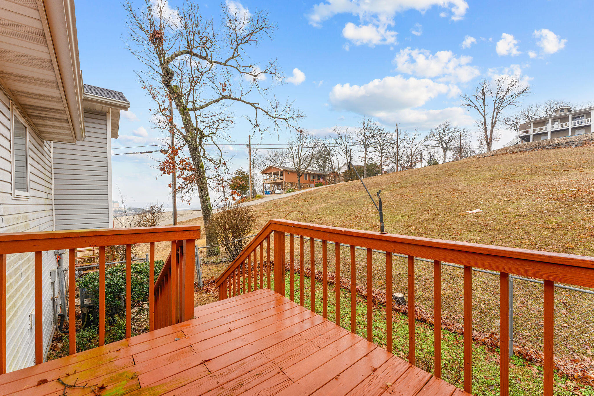 916 Skyview Drive Property Photo 35