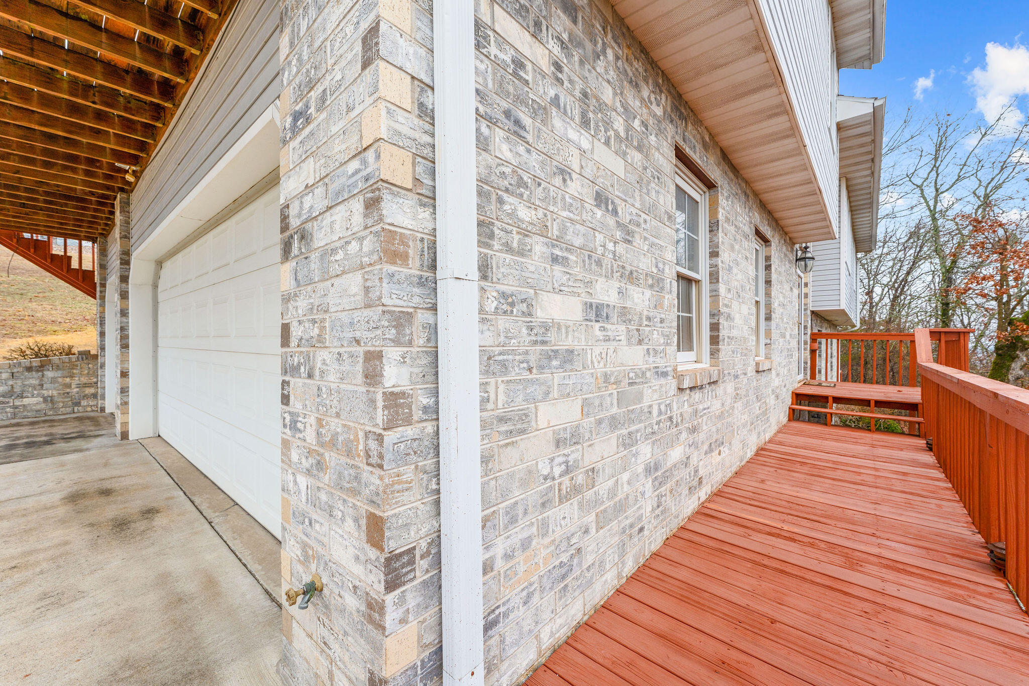 916 Skyview Drive Property Photo 40