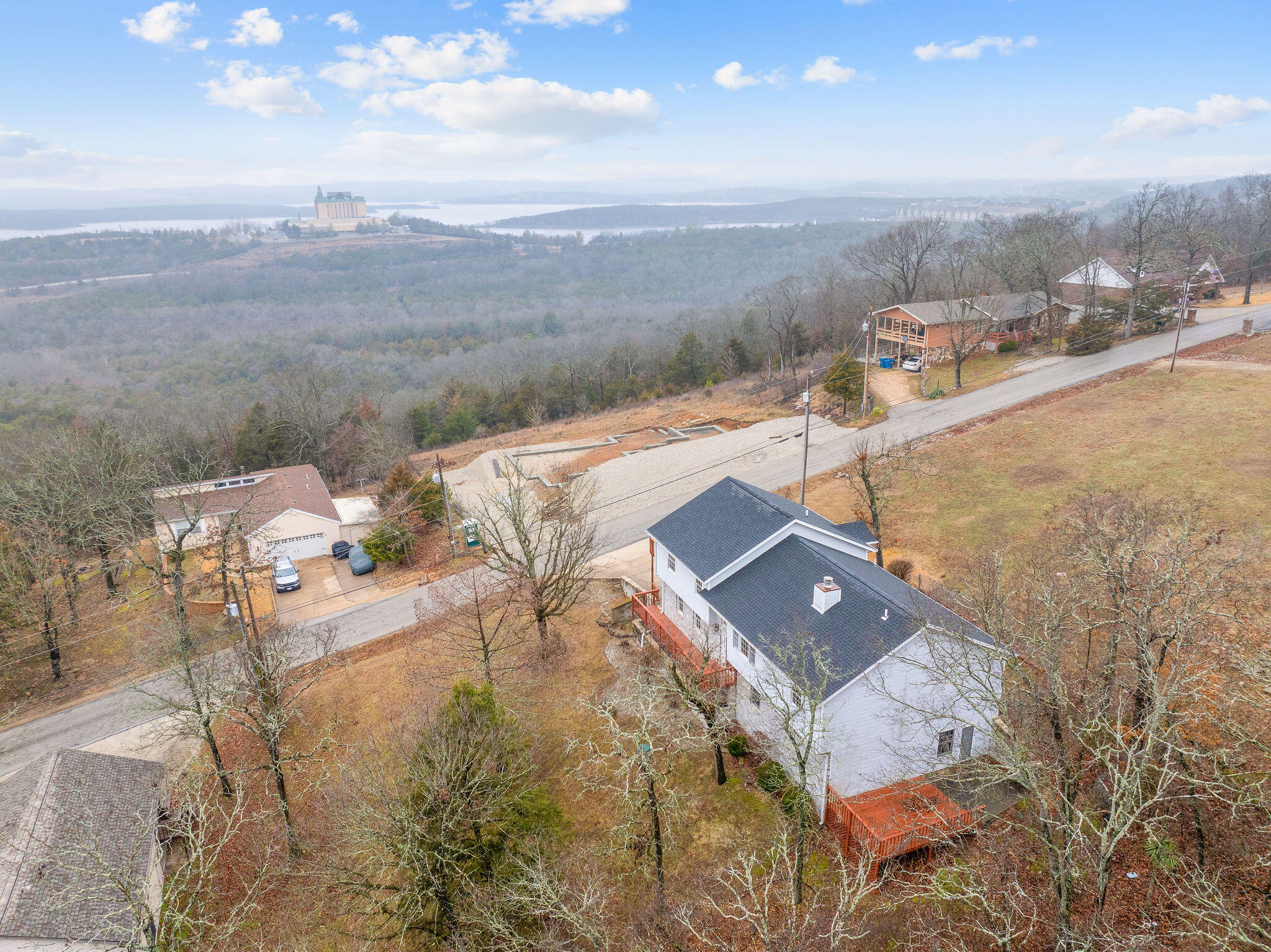 916 Skyview Drive Property Photo 44