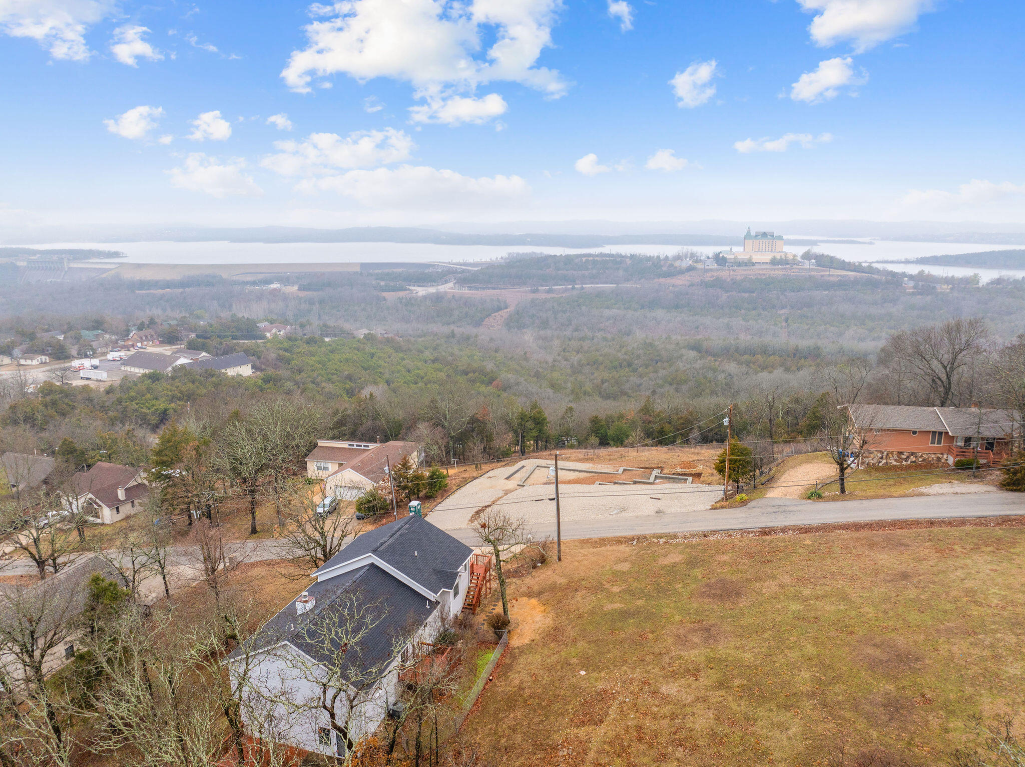 916 Skyview Drive Property Photo 47