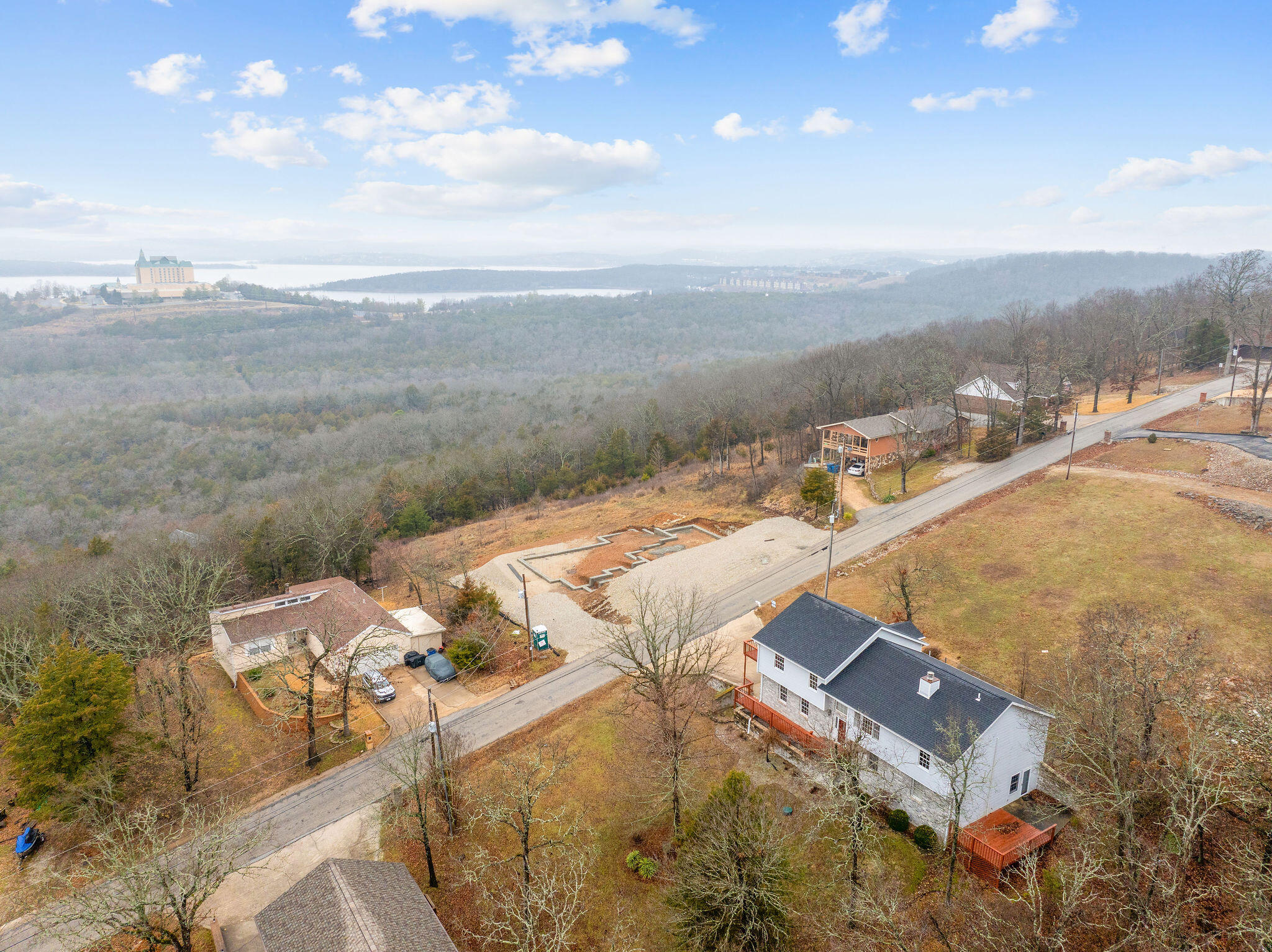 916 Skyview Drive Property Photo 49