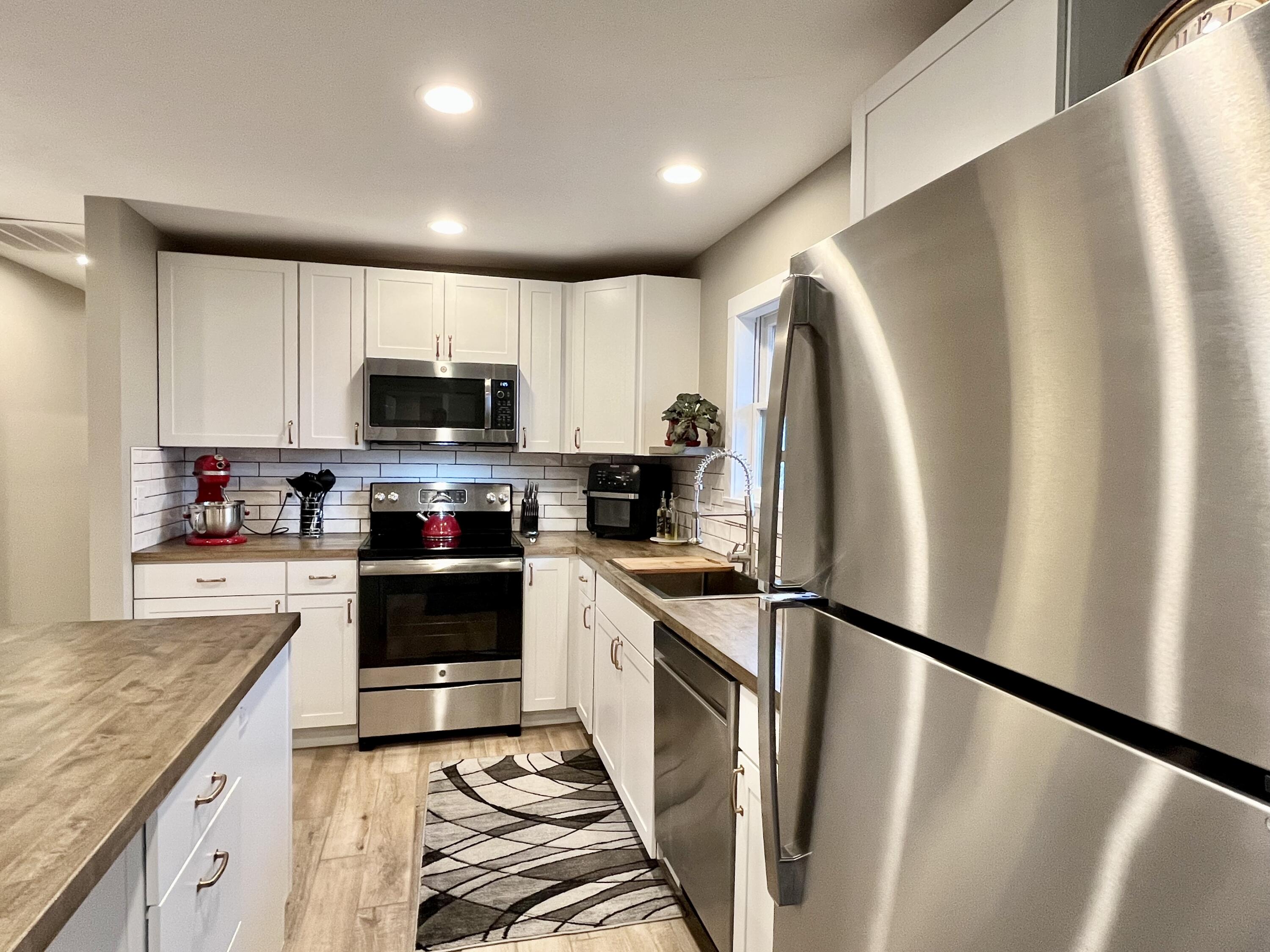 1801 Boswell Avenue Property Photo 10