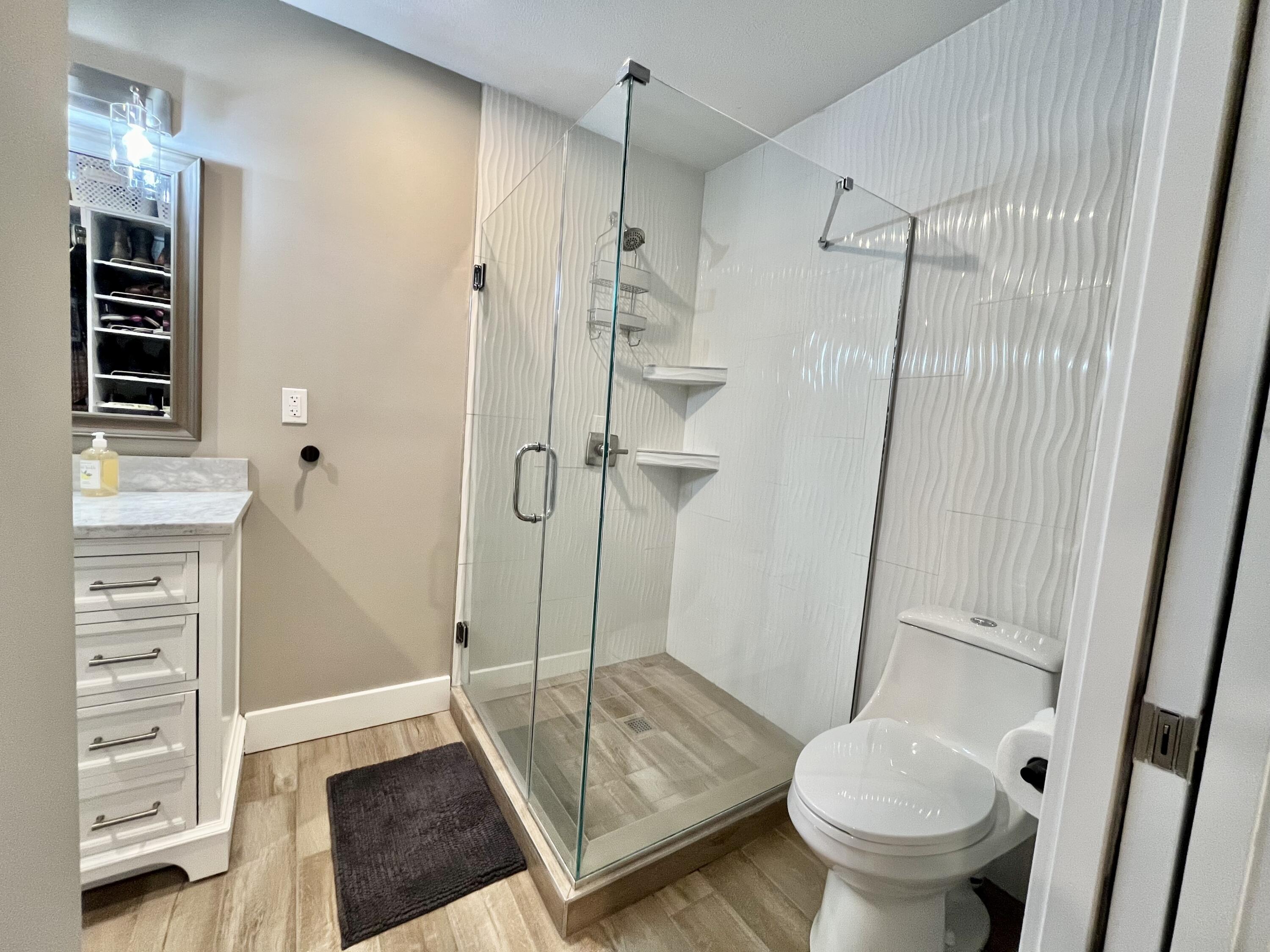 1801 Boswell Avenue Property Photo 24